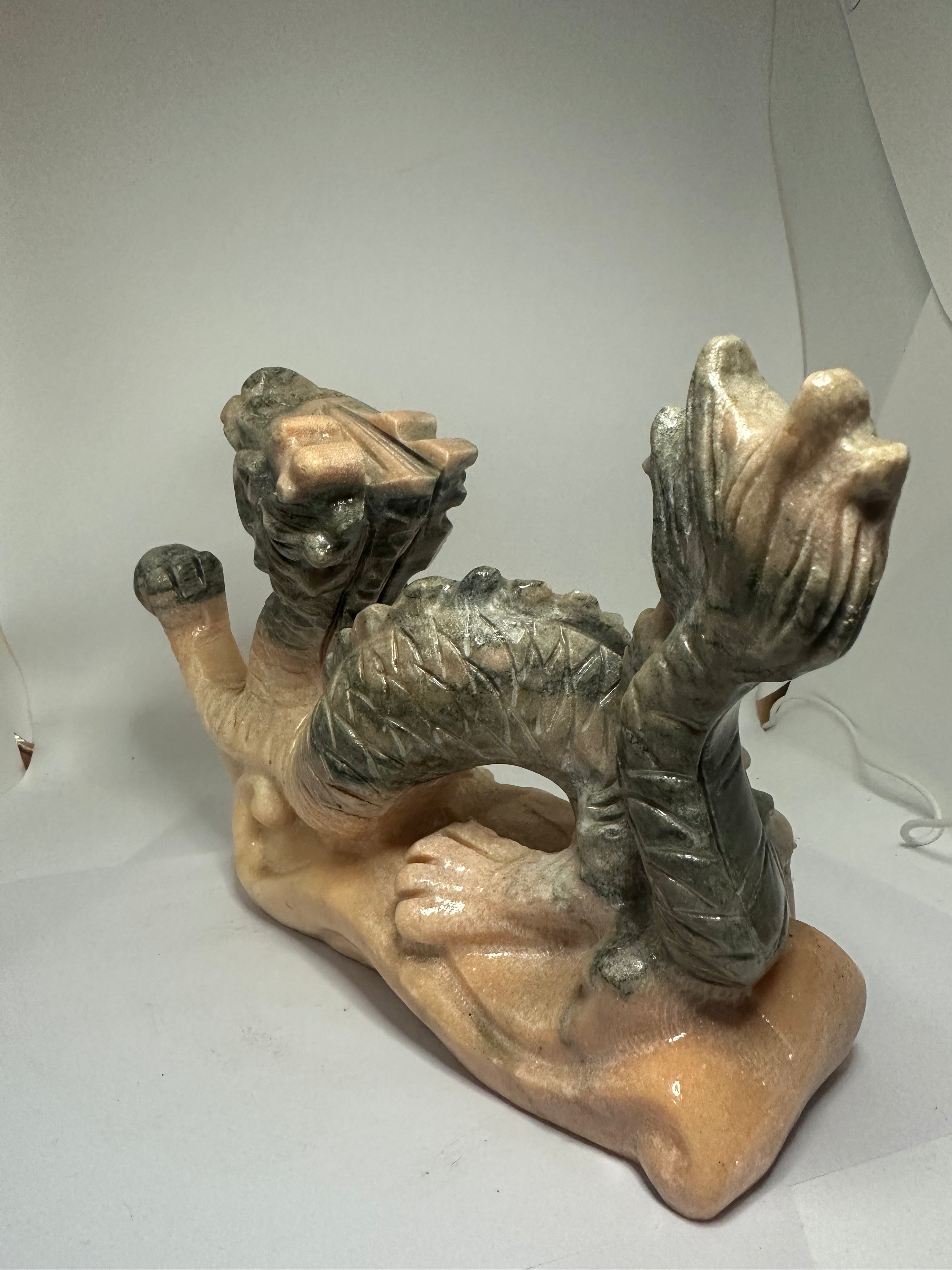 Sunstone Dragon Carving – 3.2kg