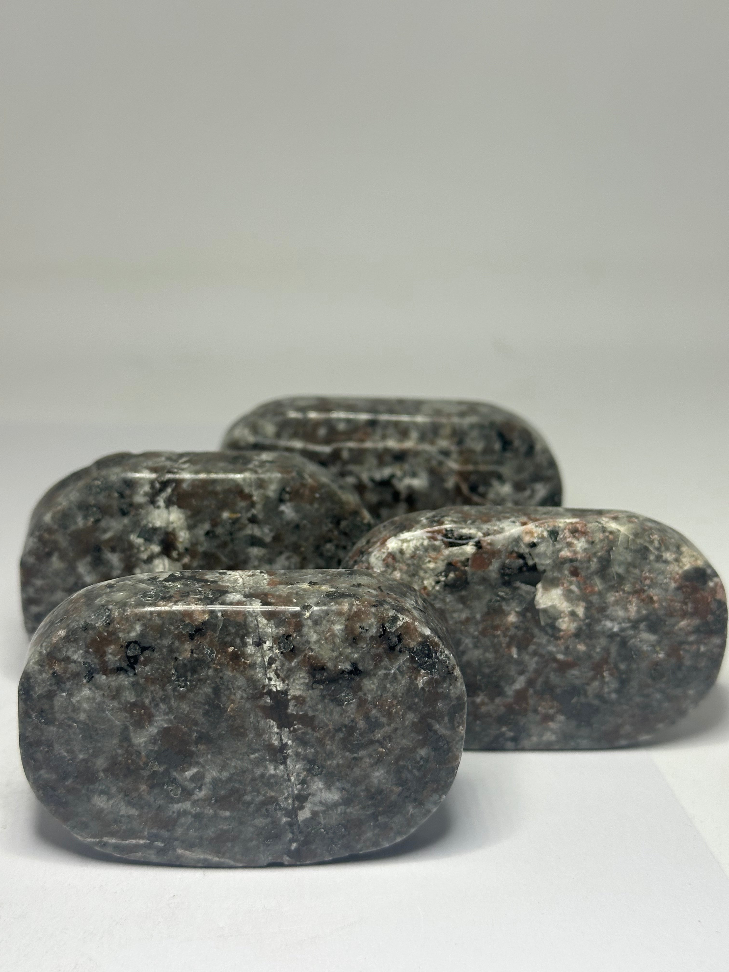 Large Yooperlite Palm Stone – 110g