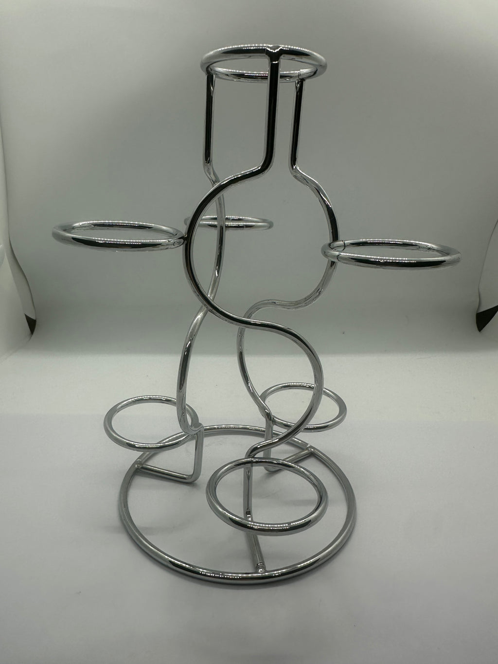 Metal sphere holder / holds 7 spheres