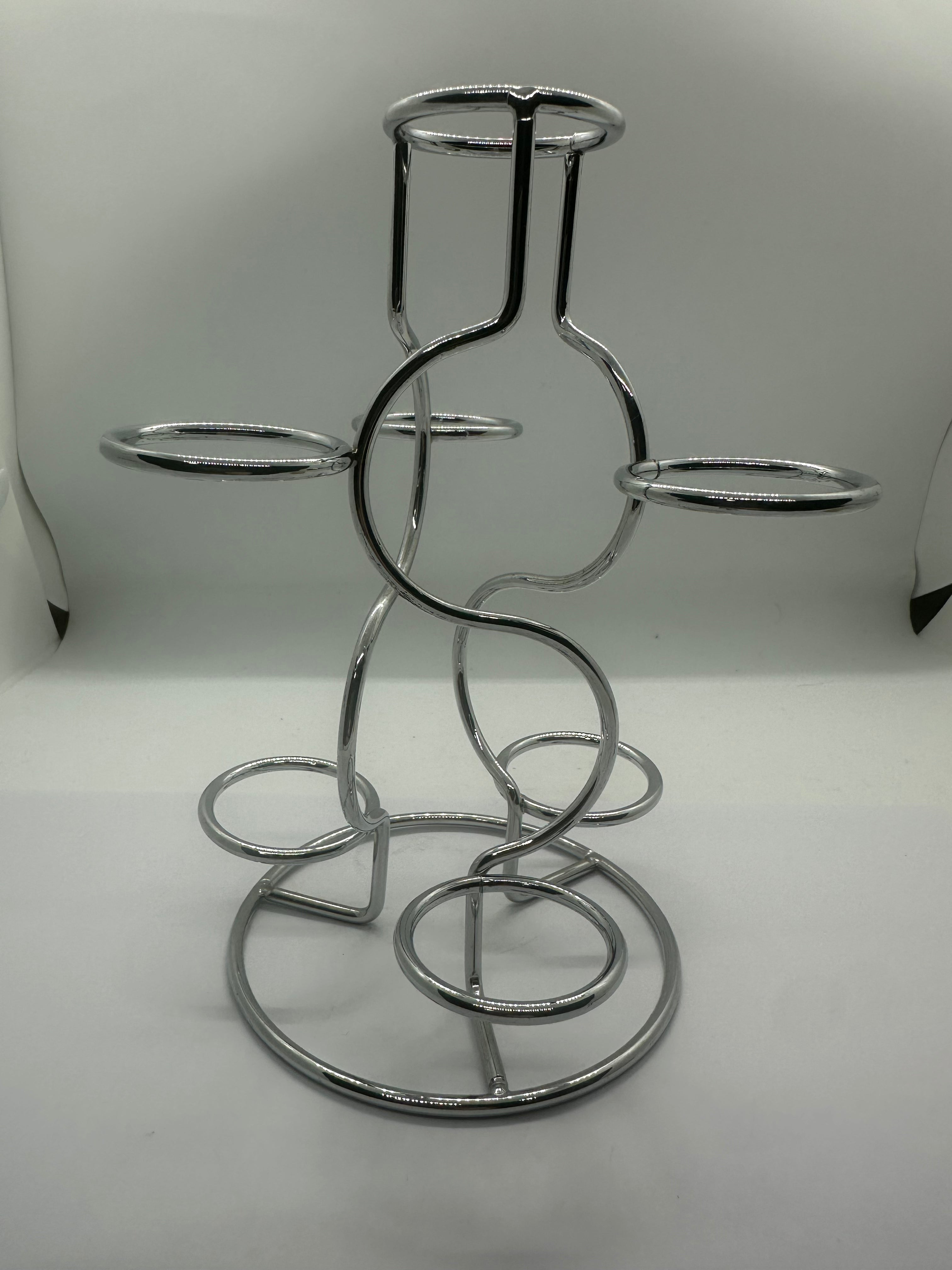 Metal sphere holder / holds 7 spheres