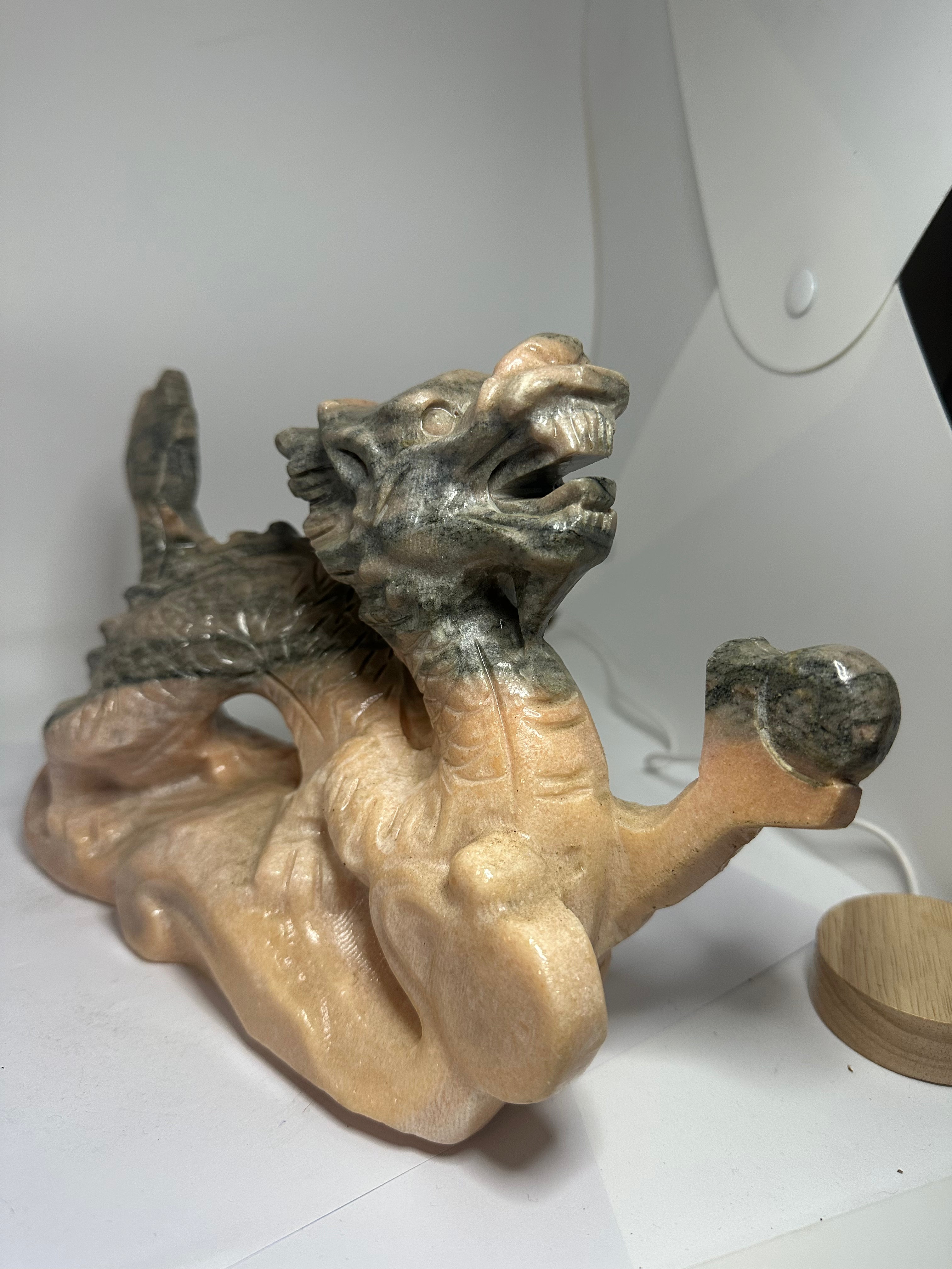 Sunstone Dragon Carving – 3.2kg