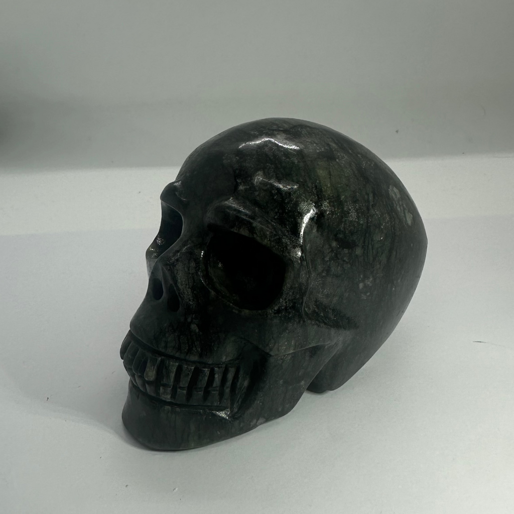Jade Skull – 716g