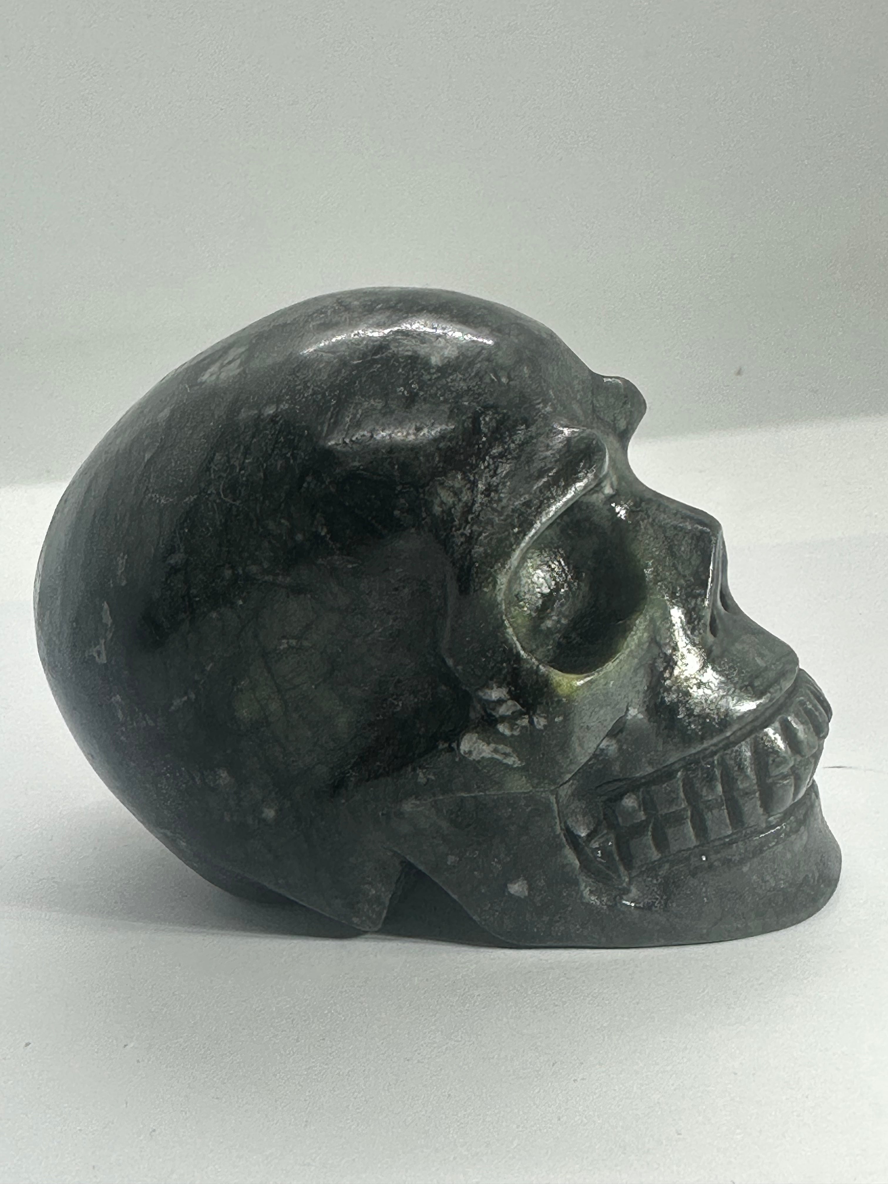 Jade Skull – 716g