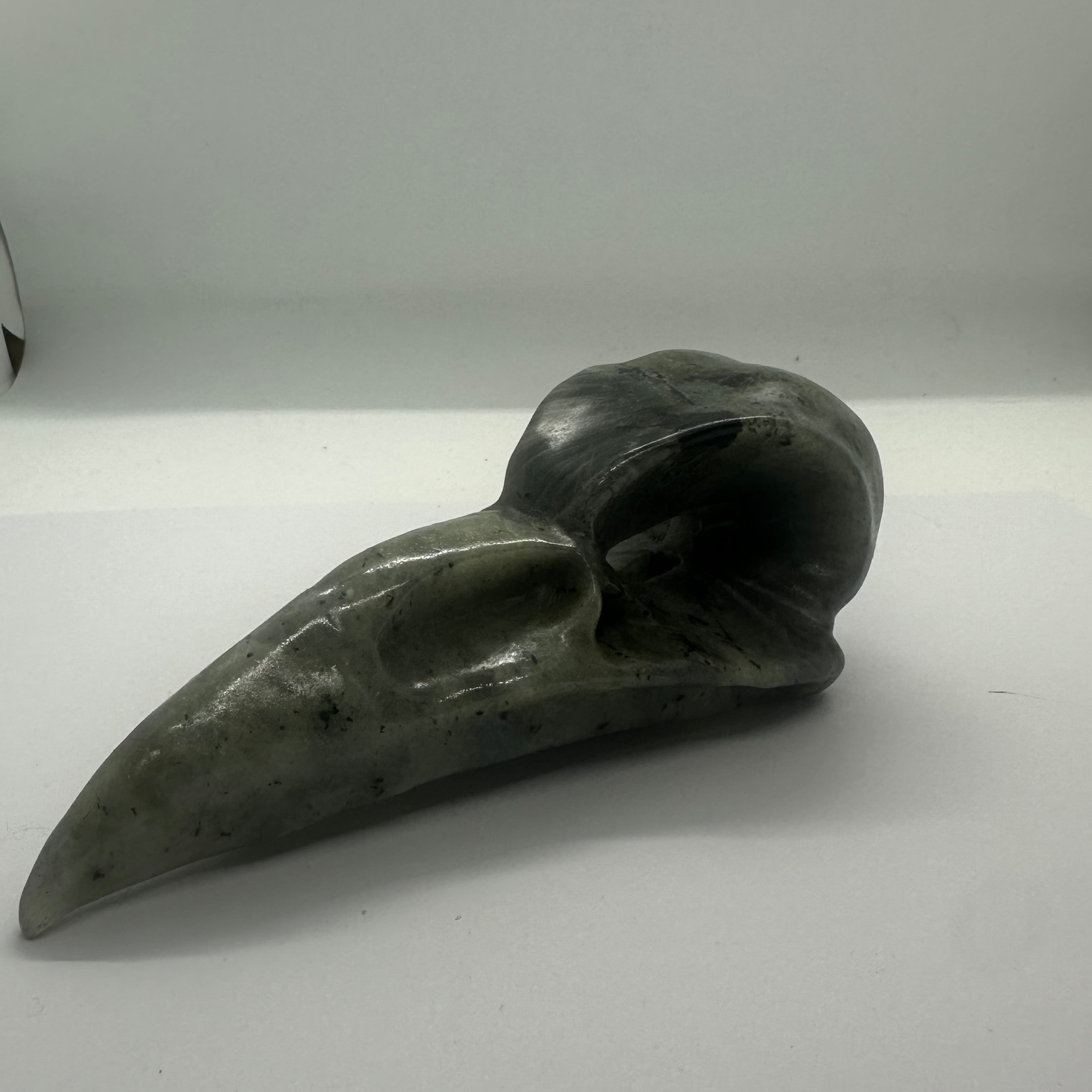 Labradorite Raven Skull – 336g