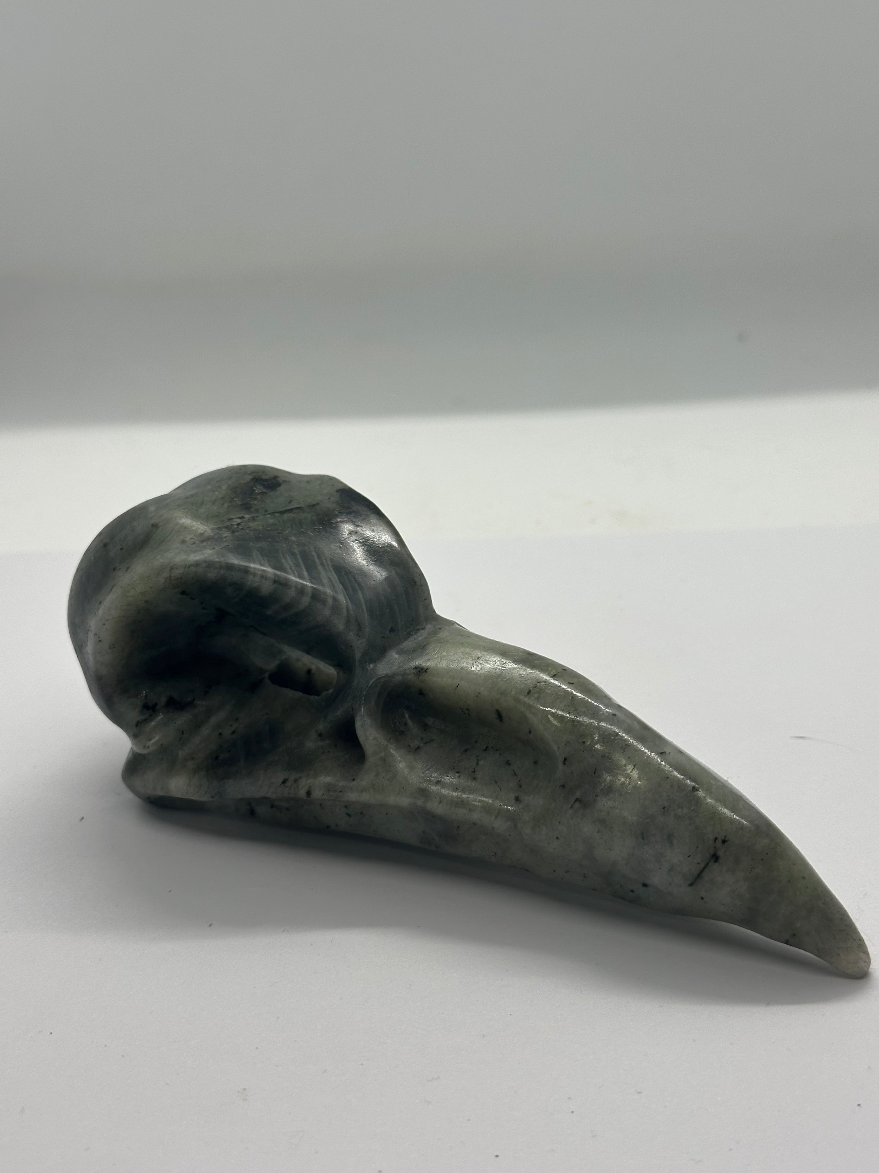 Labradorite Raven Skull – 336g