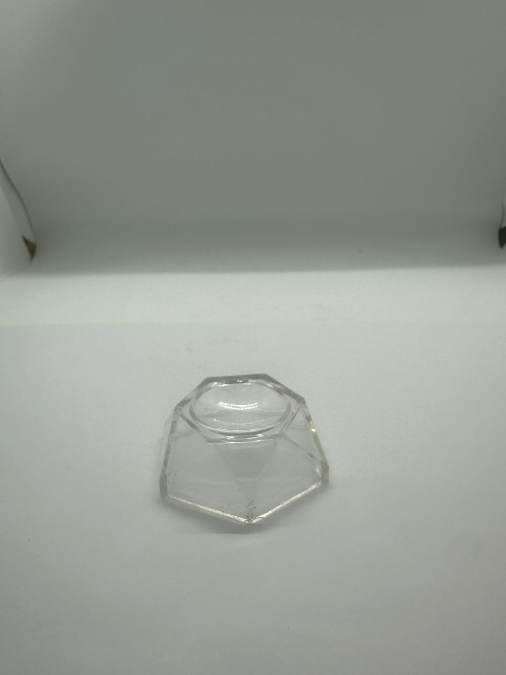 Clear plastic sphere holder 50mm