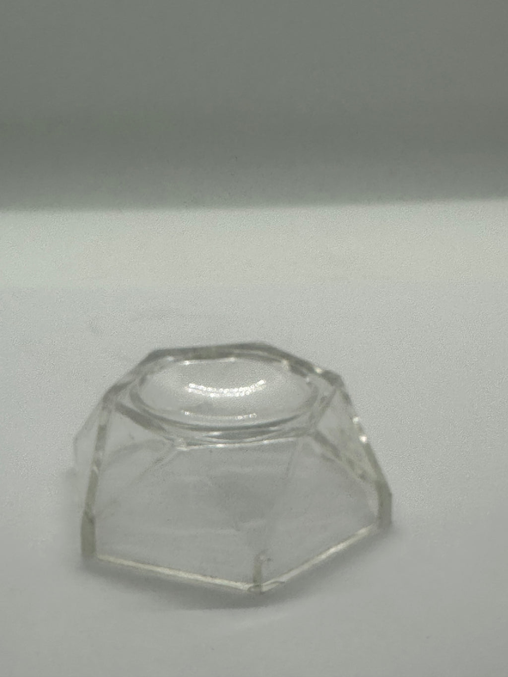 Clear plastic sphere holder 50mm