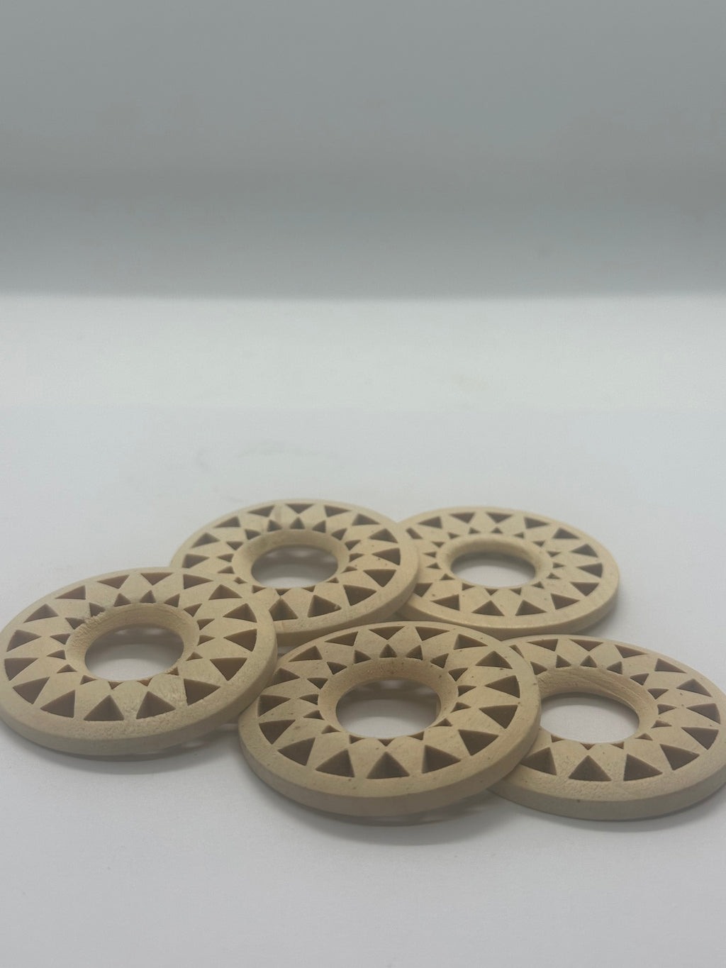 Wooden sphere holder 4g