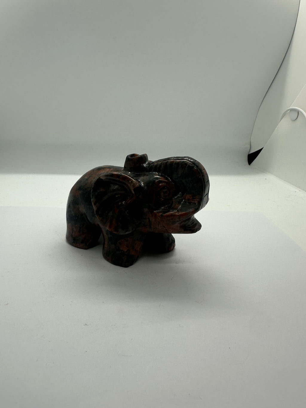 Red Que Sera Elephant Carving