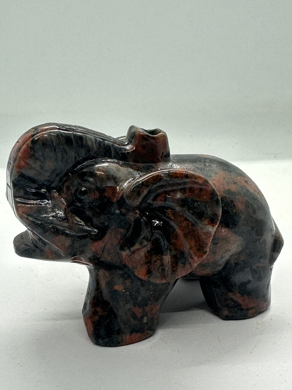 Red Que Sera Elephant Carving