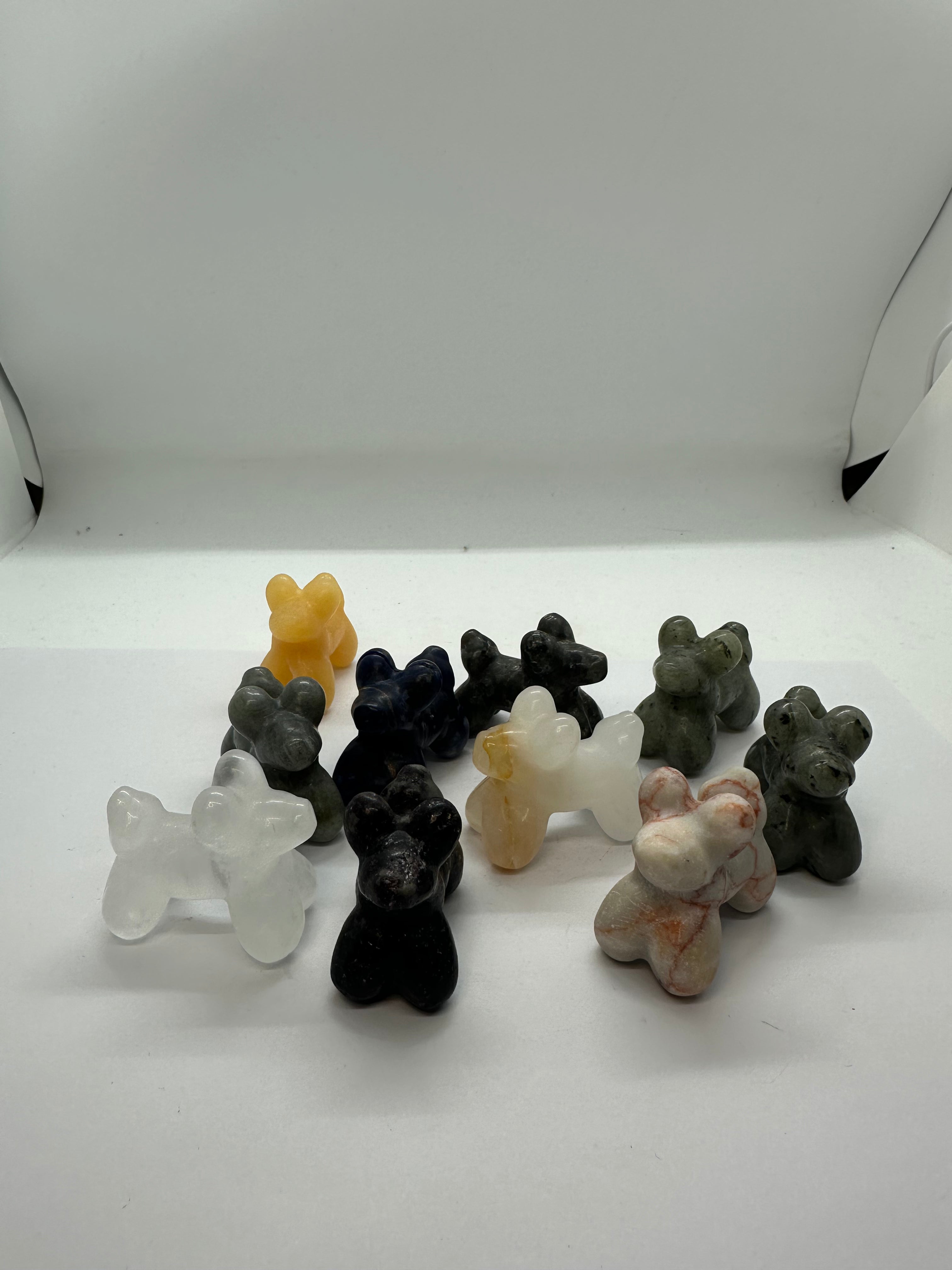 Crystal Balloon Dog Carving – 40g