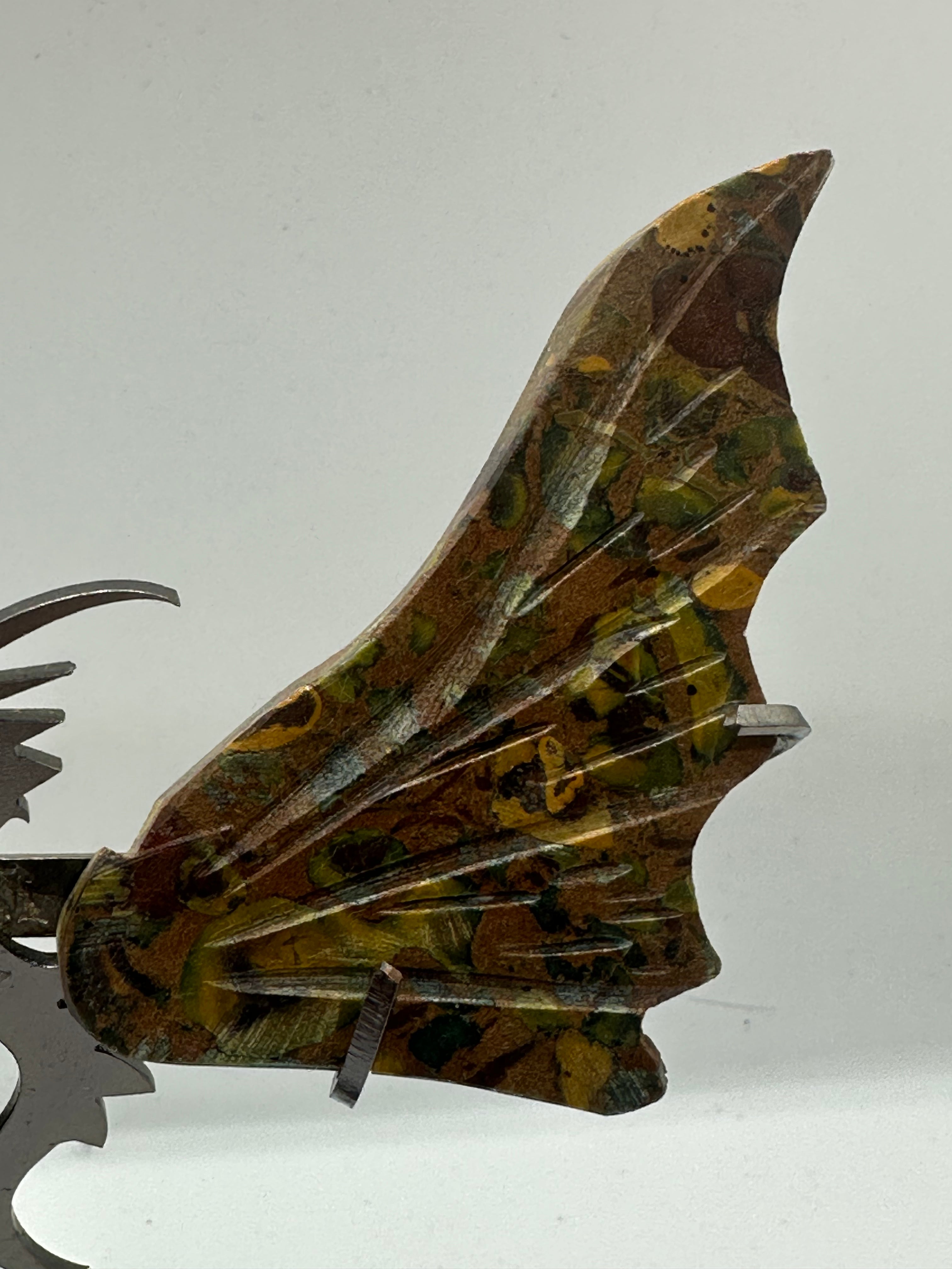Fruit Jasper Dragon Wing Set on Stand – 135g
