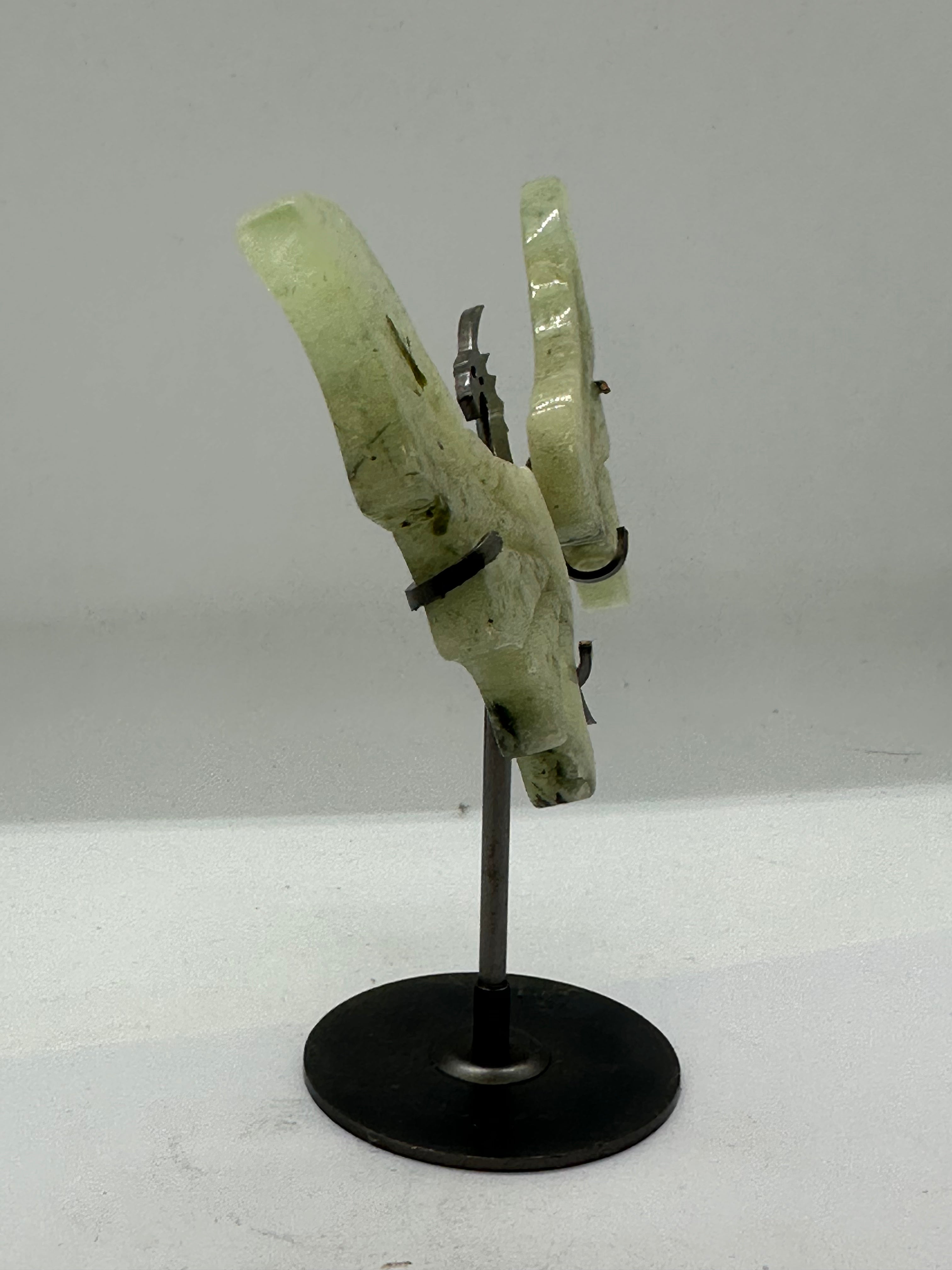 Prehnite Dragon Wing Set on Stand – 150g