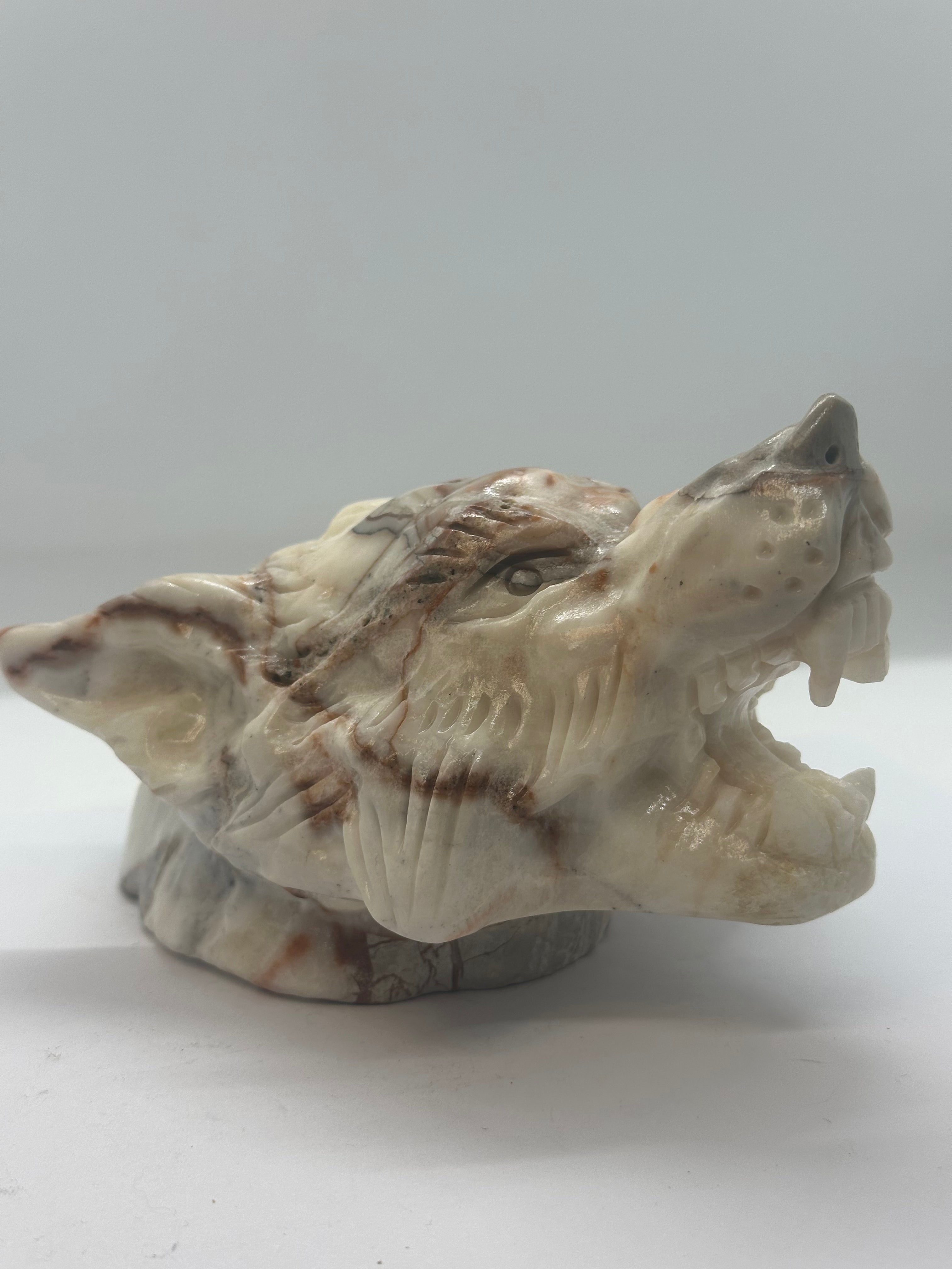 Calcite Wolf Head Carving – 1.42kg