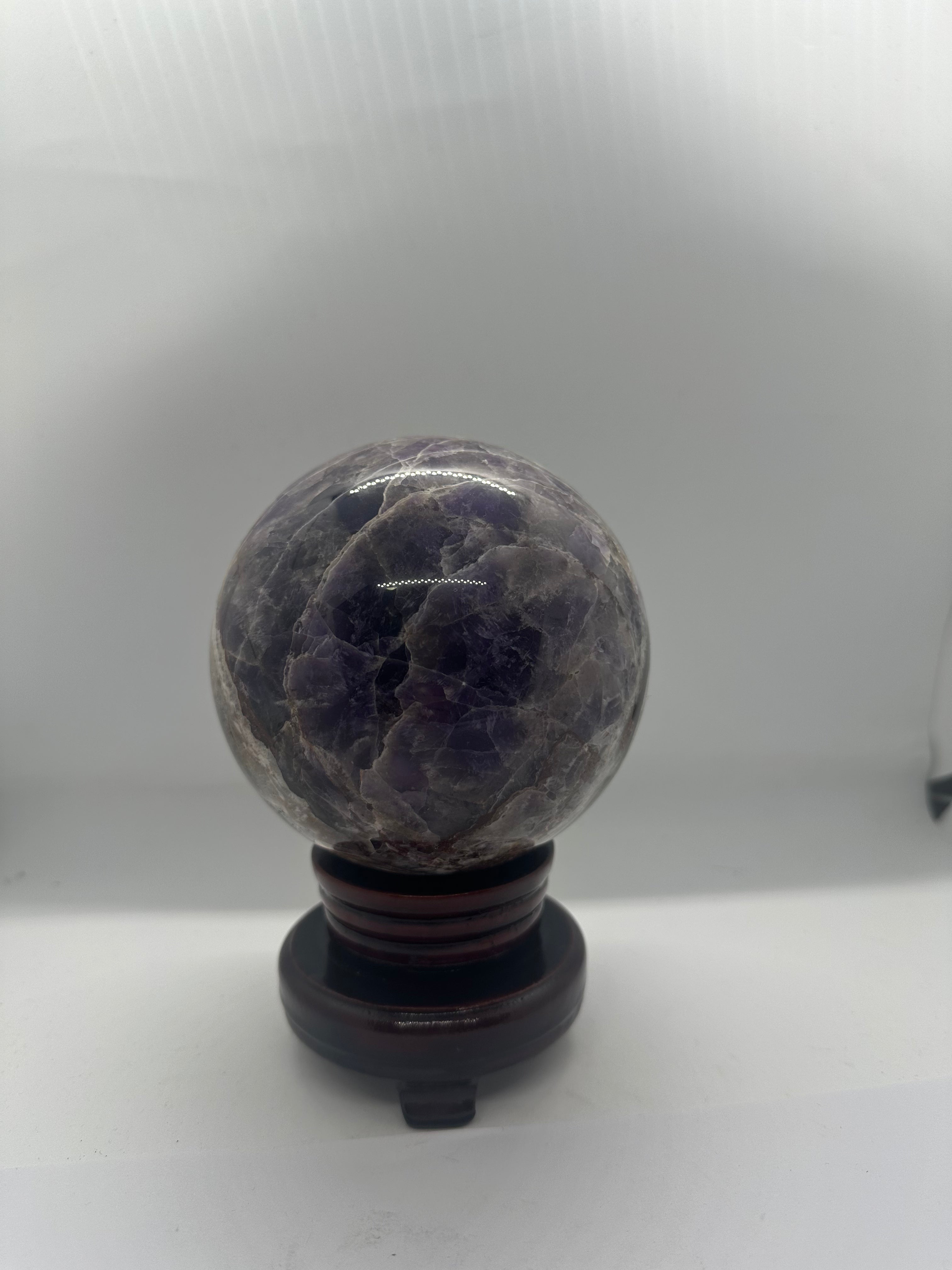 Amethyst Agate Sphere – 1.92kg (110mm Diameter)