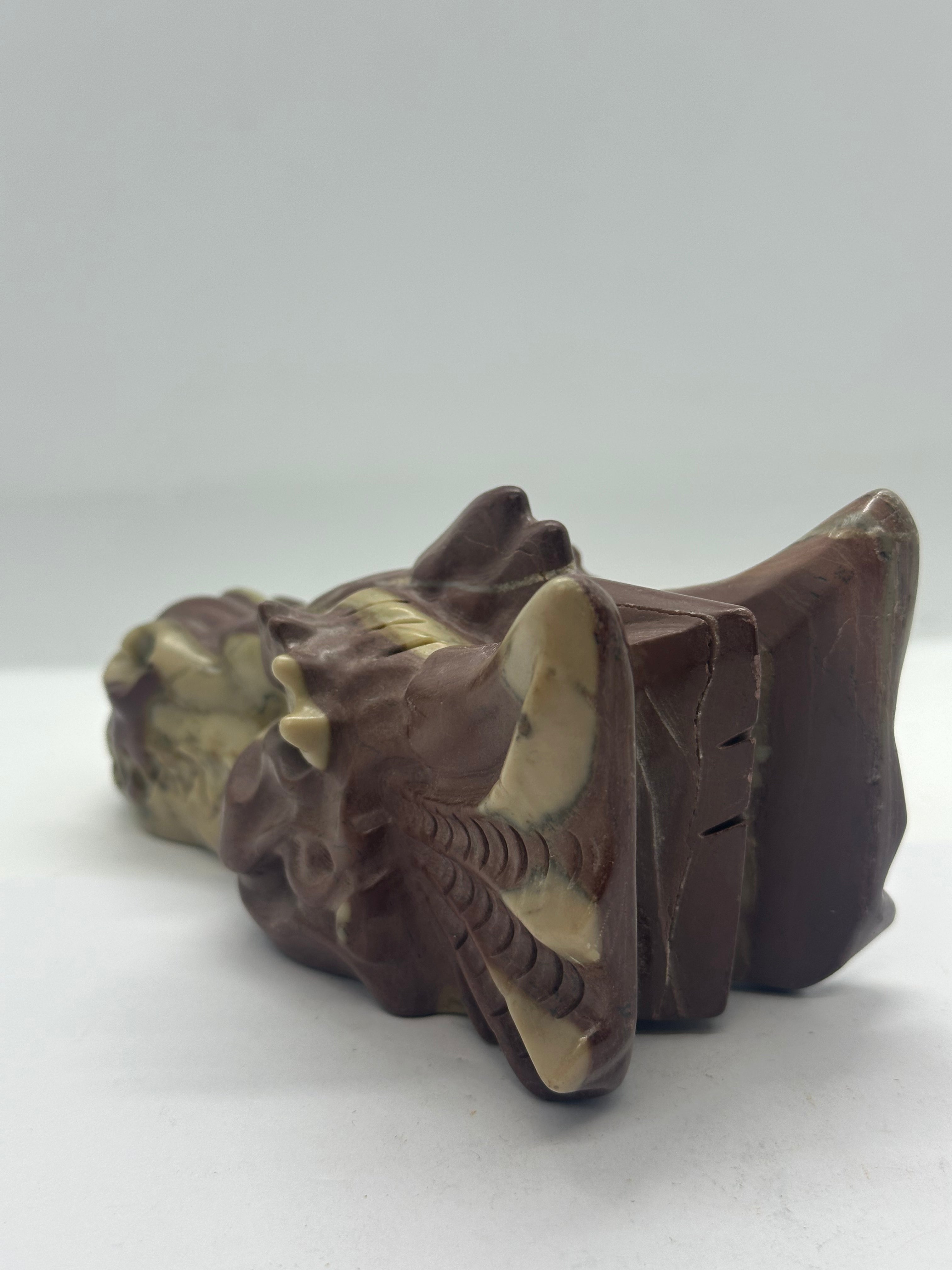 Dushan Dragon Head – 809g