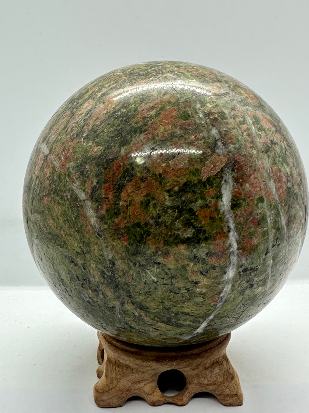 Unakite Sphere with Quartz Lines – 2.33kg (115mm Diameter)