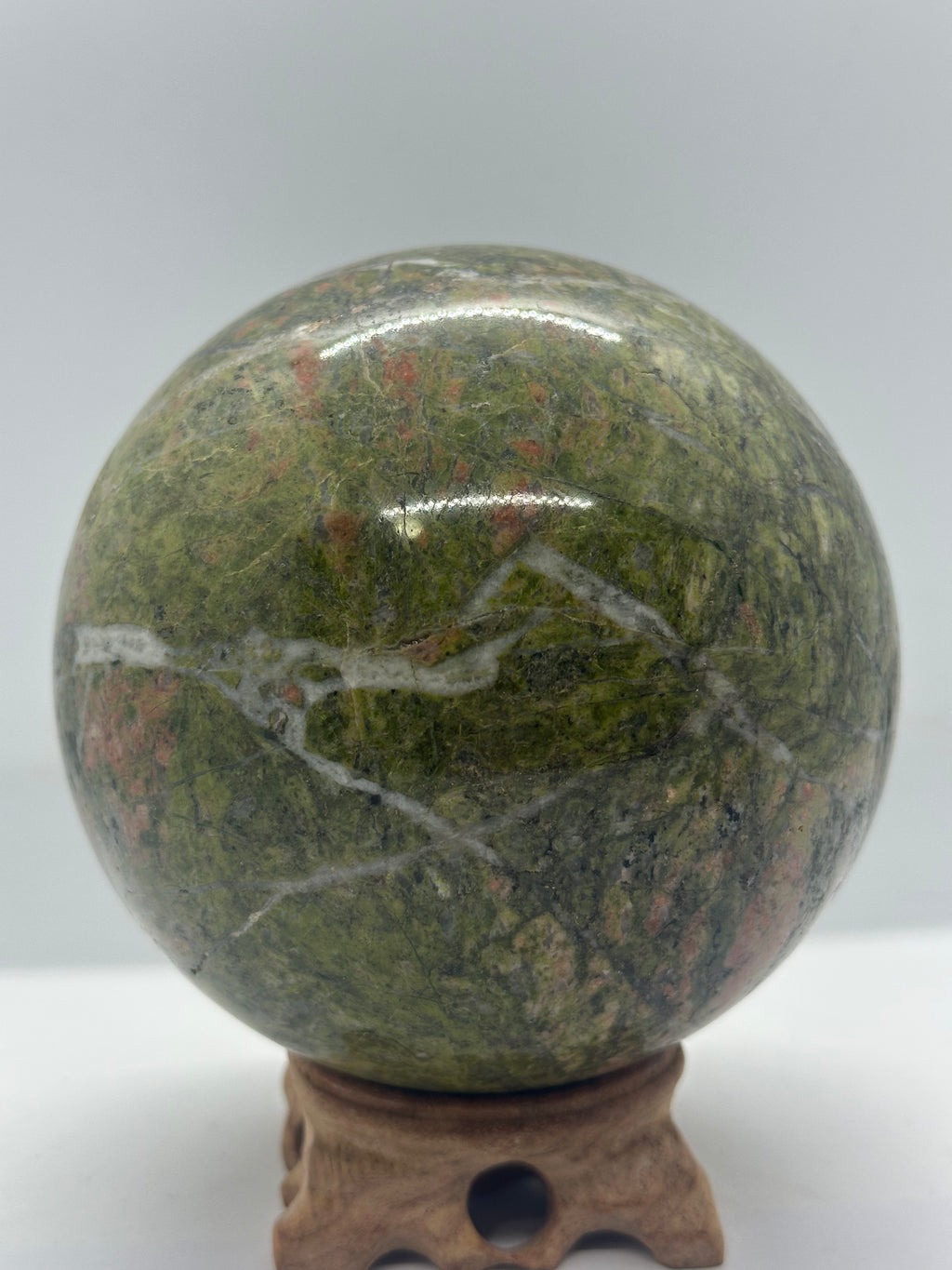 Unakite Sphere with Quartz Lines – 2.33kg (115mm Diameter)