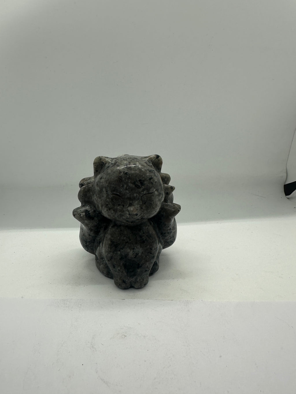 Yooperlite Nine-Tailed Fox – 597g