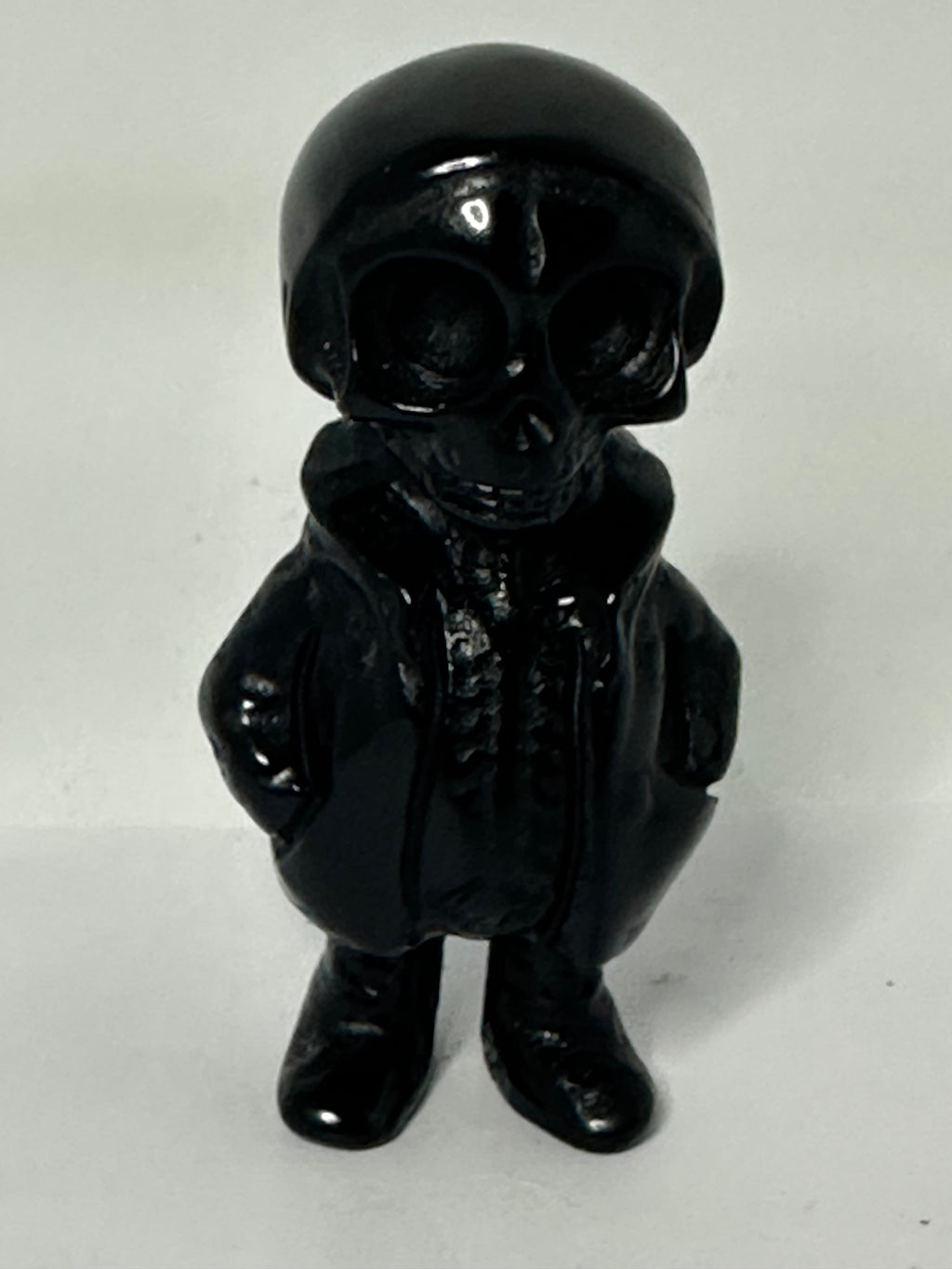 Obsidian Skull Carving