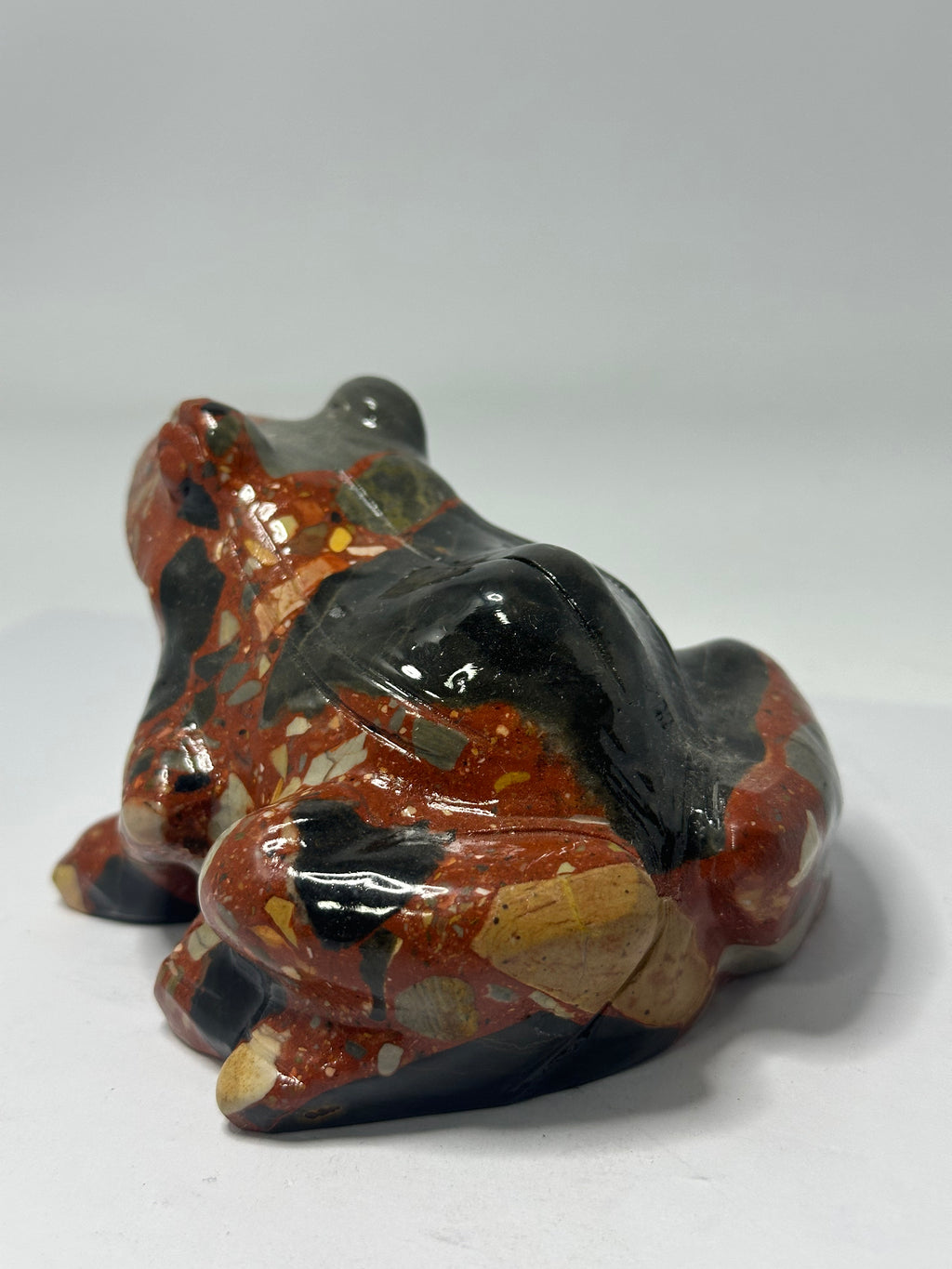 Longken jade frog carving