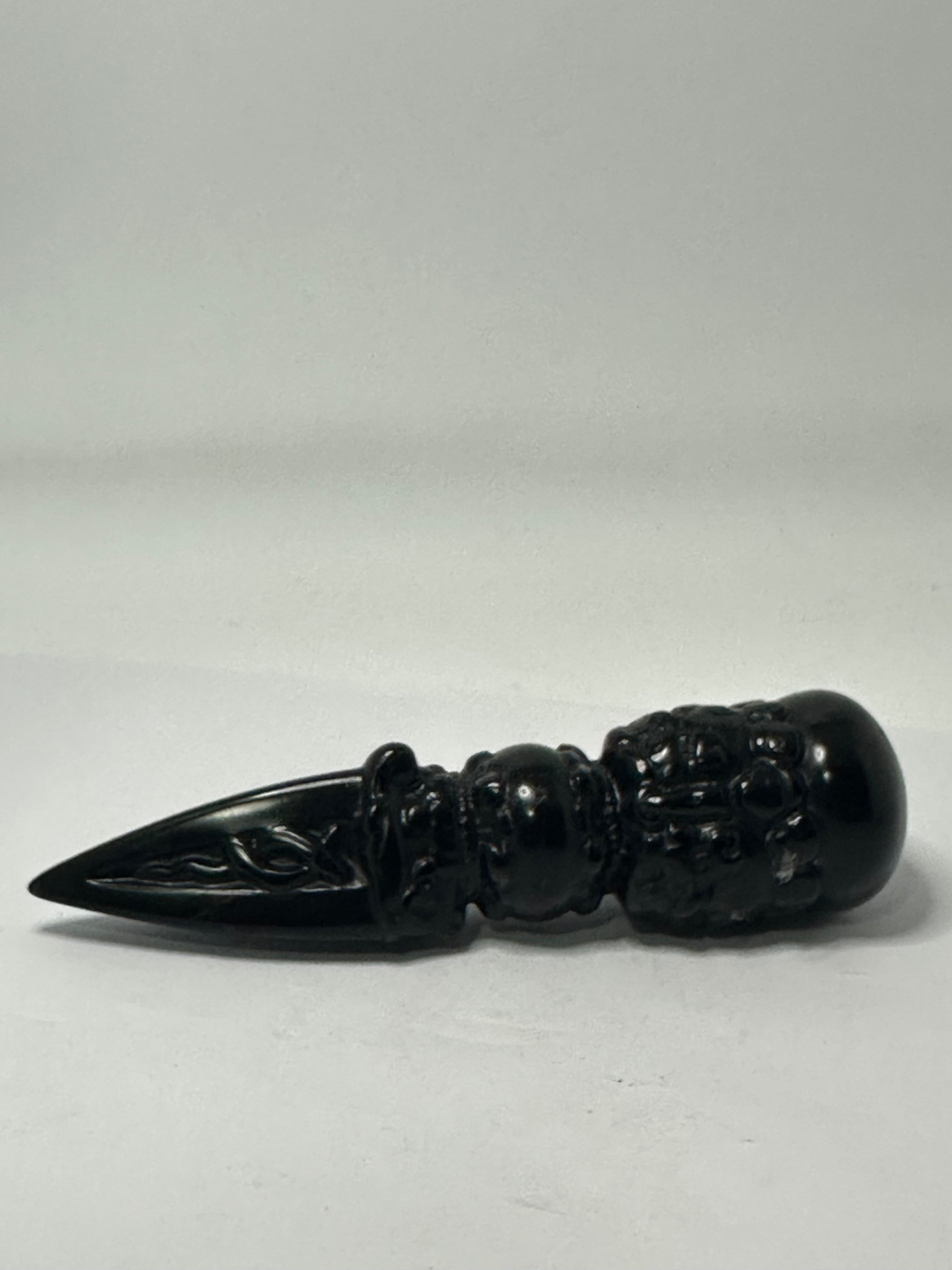Black obsidian dagger
