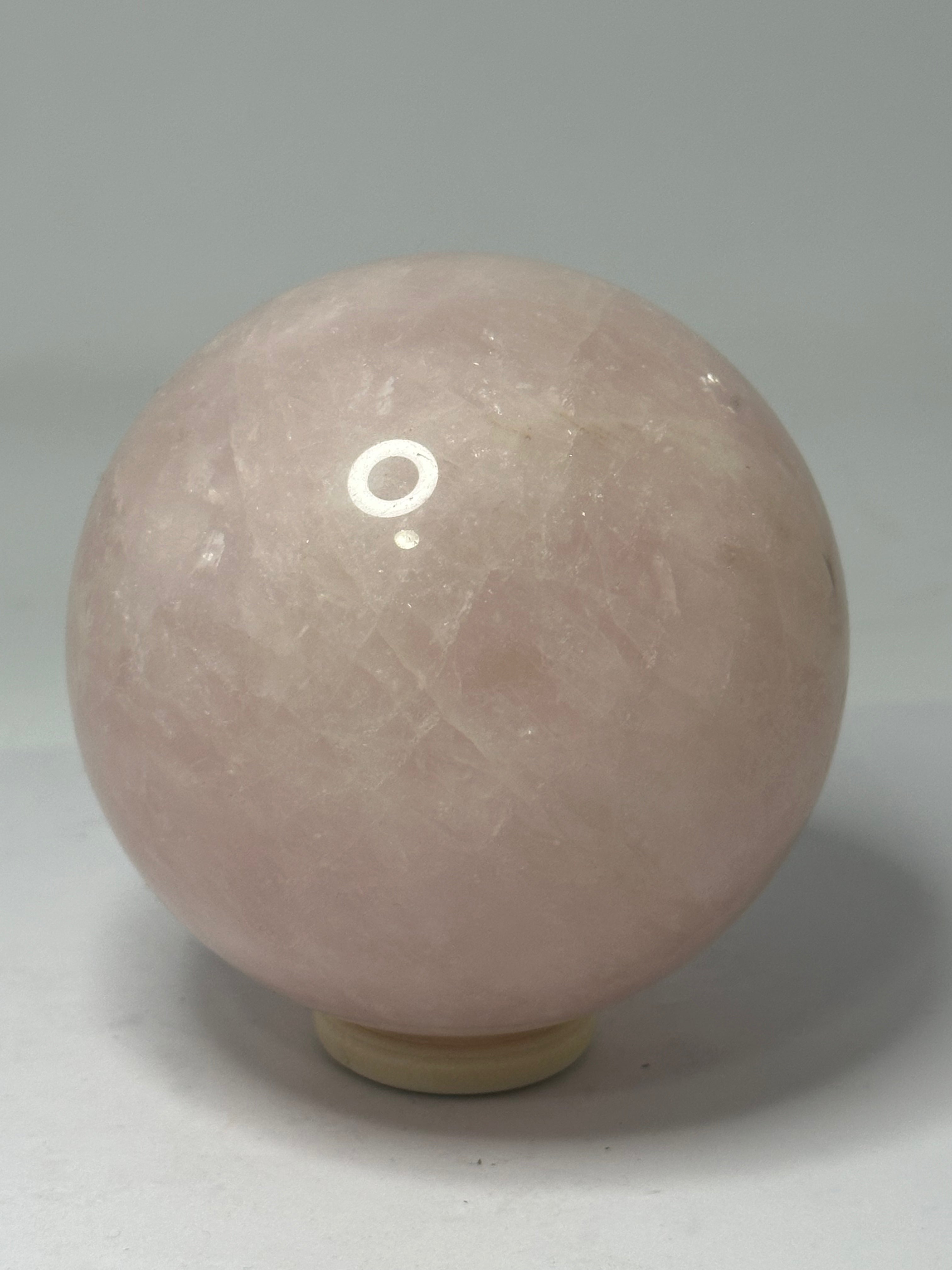 Rose Quartz Sphere 677g – 80mm Diameter