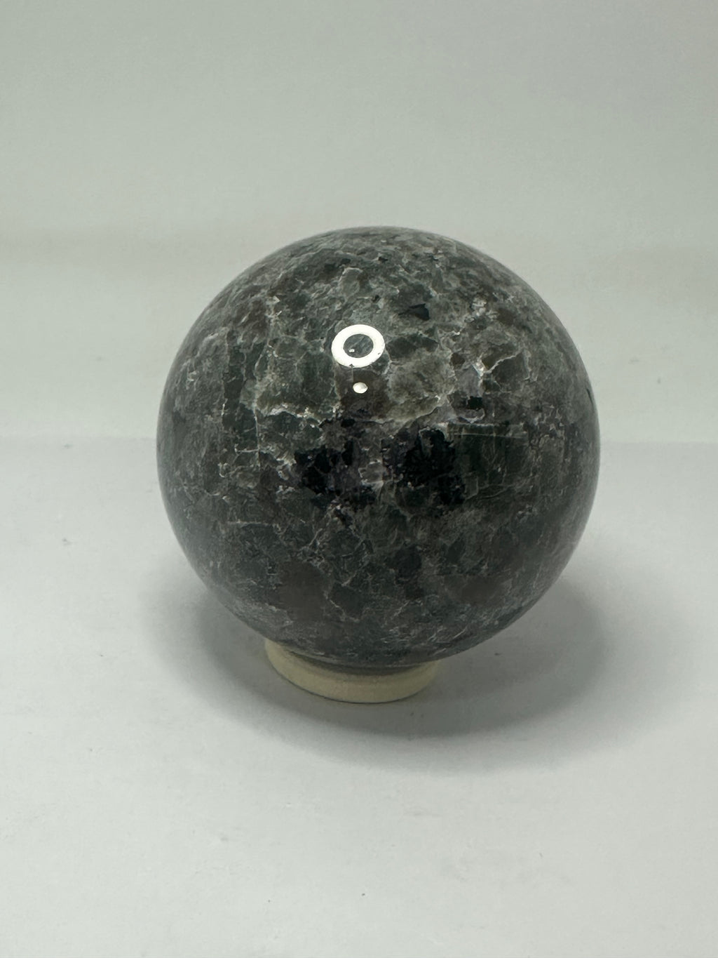 Yooperlite Sphere 463g – 70mm Diameter