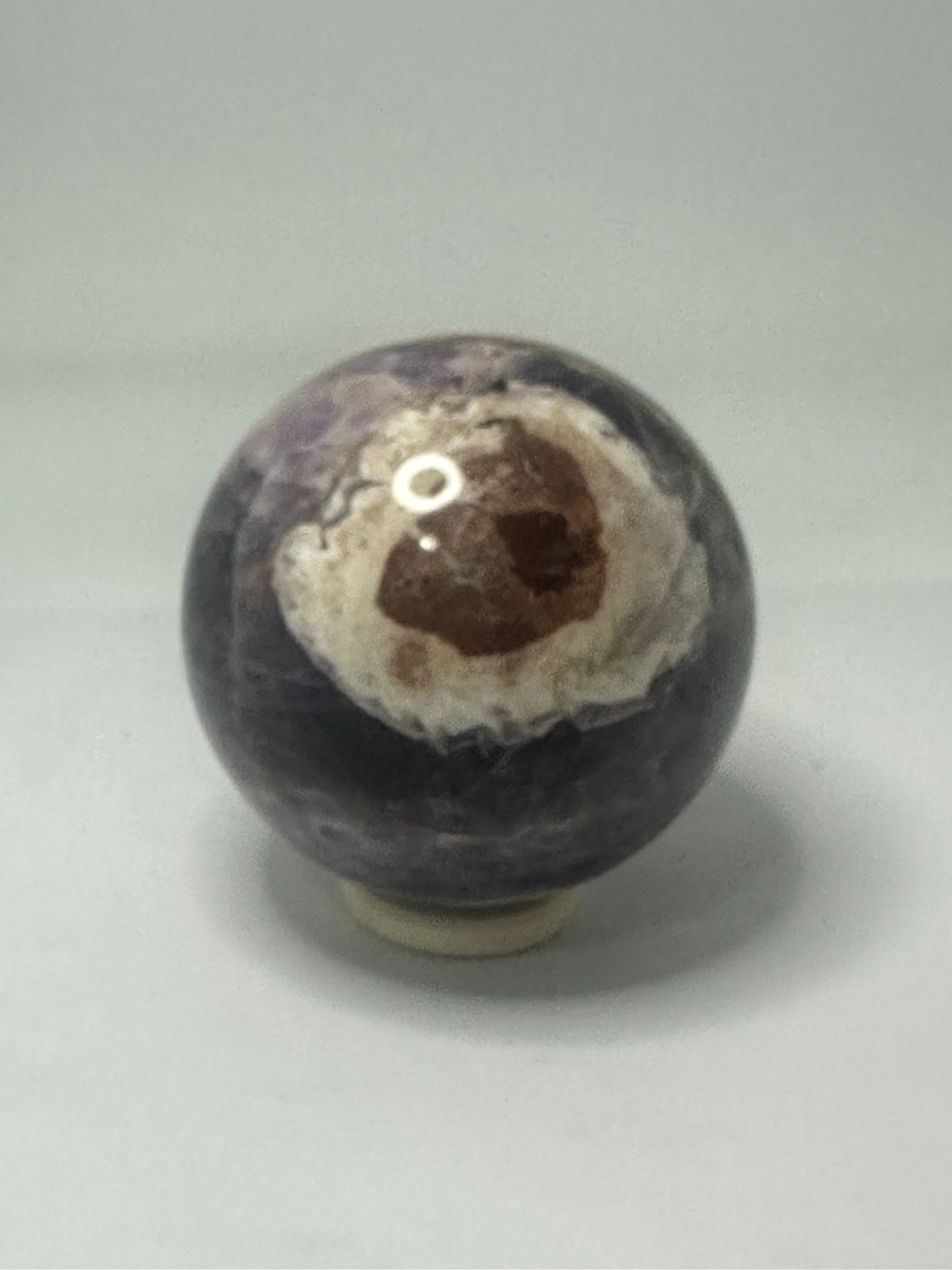Dream Amethyst Sphere 411g – 68mm Diameter