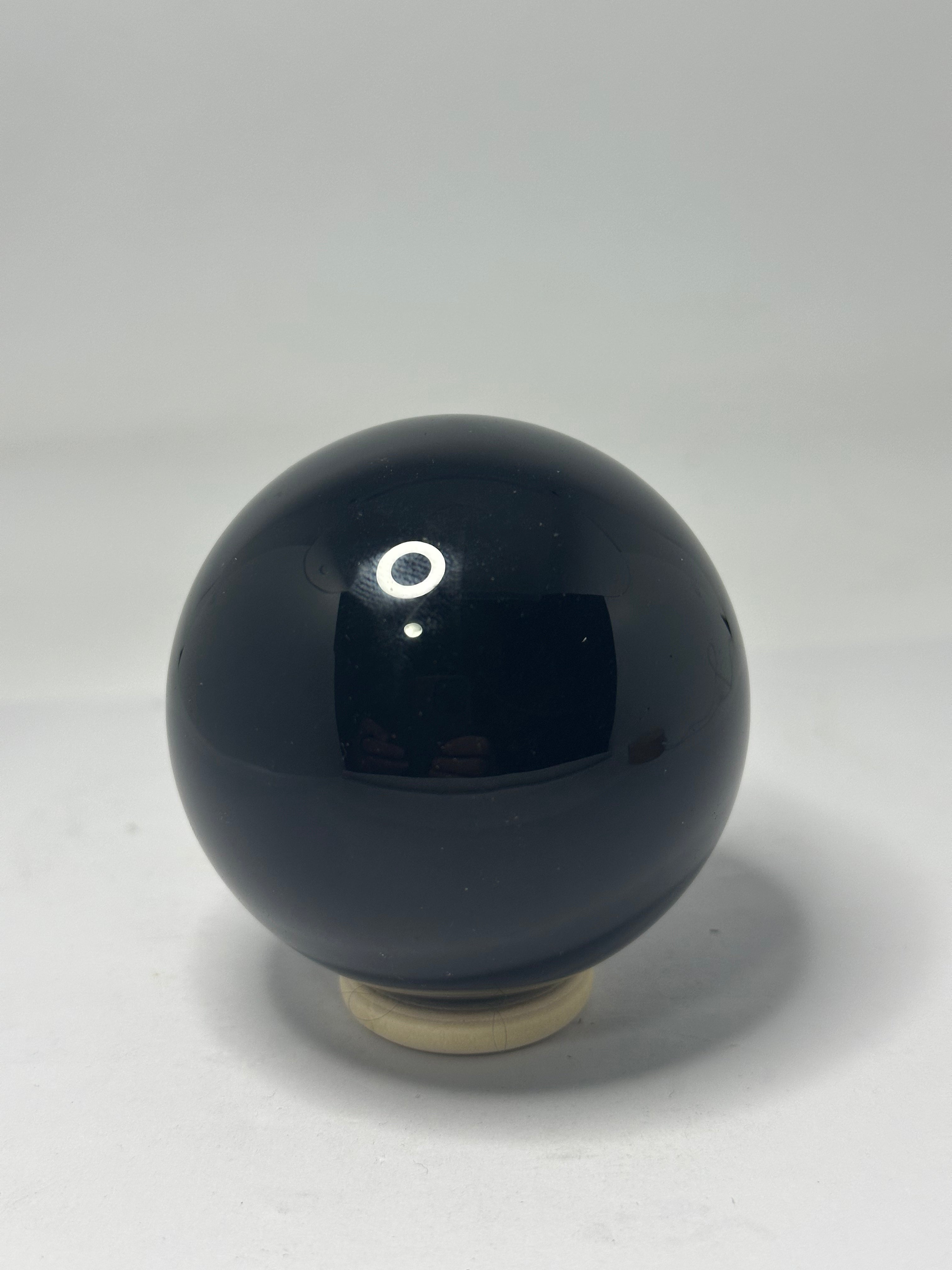 Black Obsidian Sphere 333g – 65mm Diameter