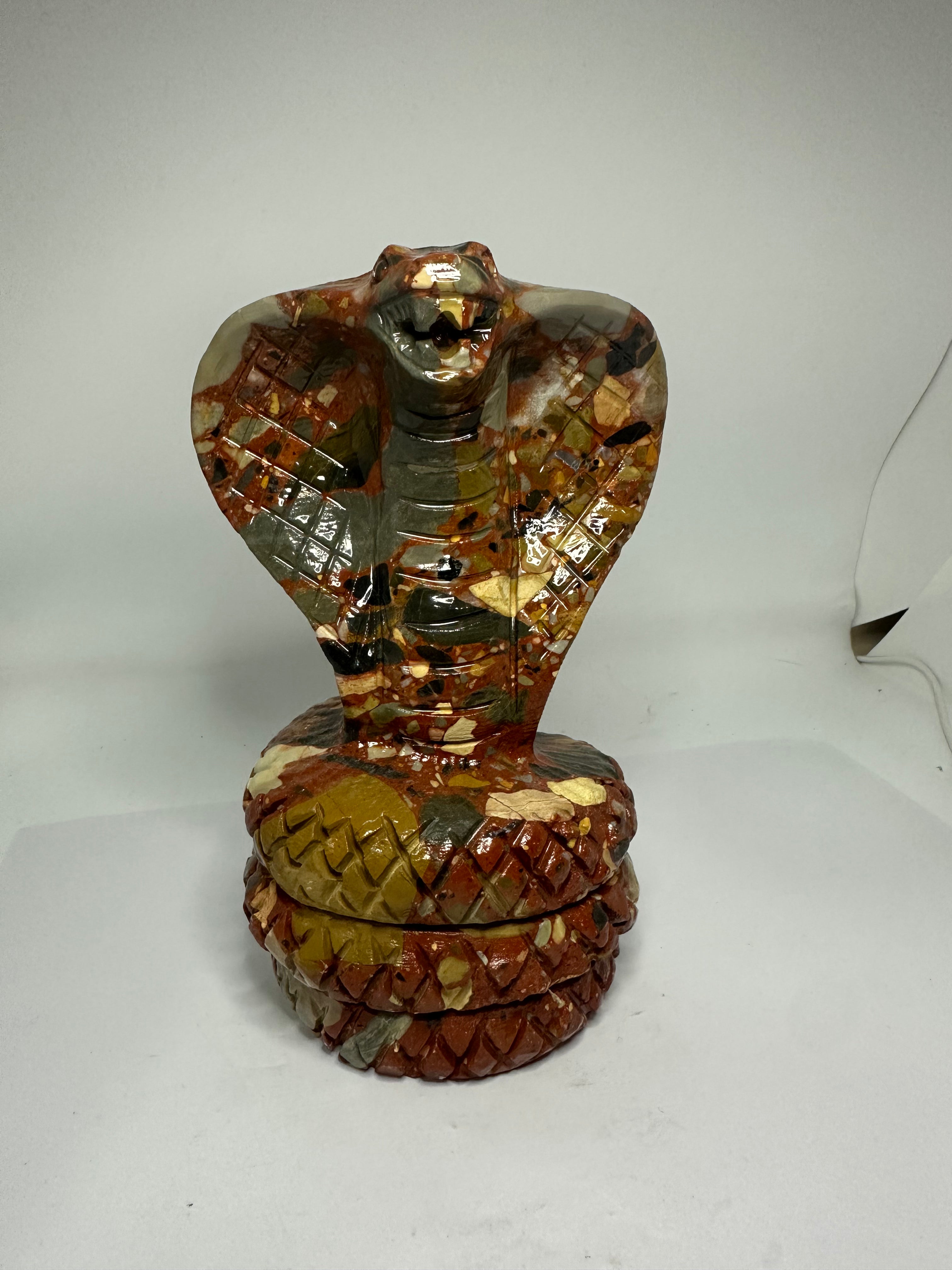 Longken Cobra Carving