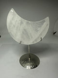 Clear Quartz Moon Carving – 126g