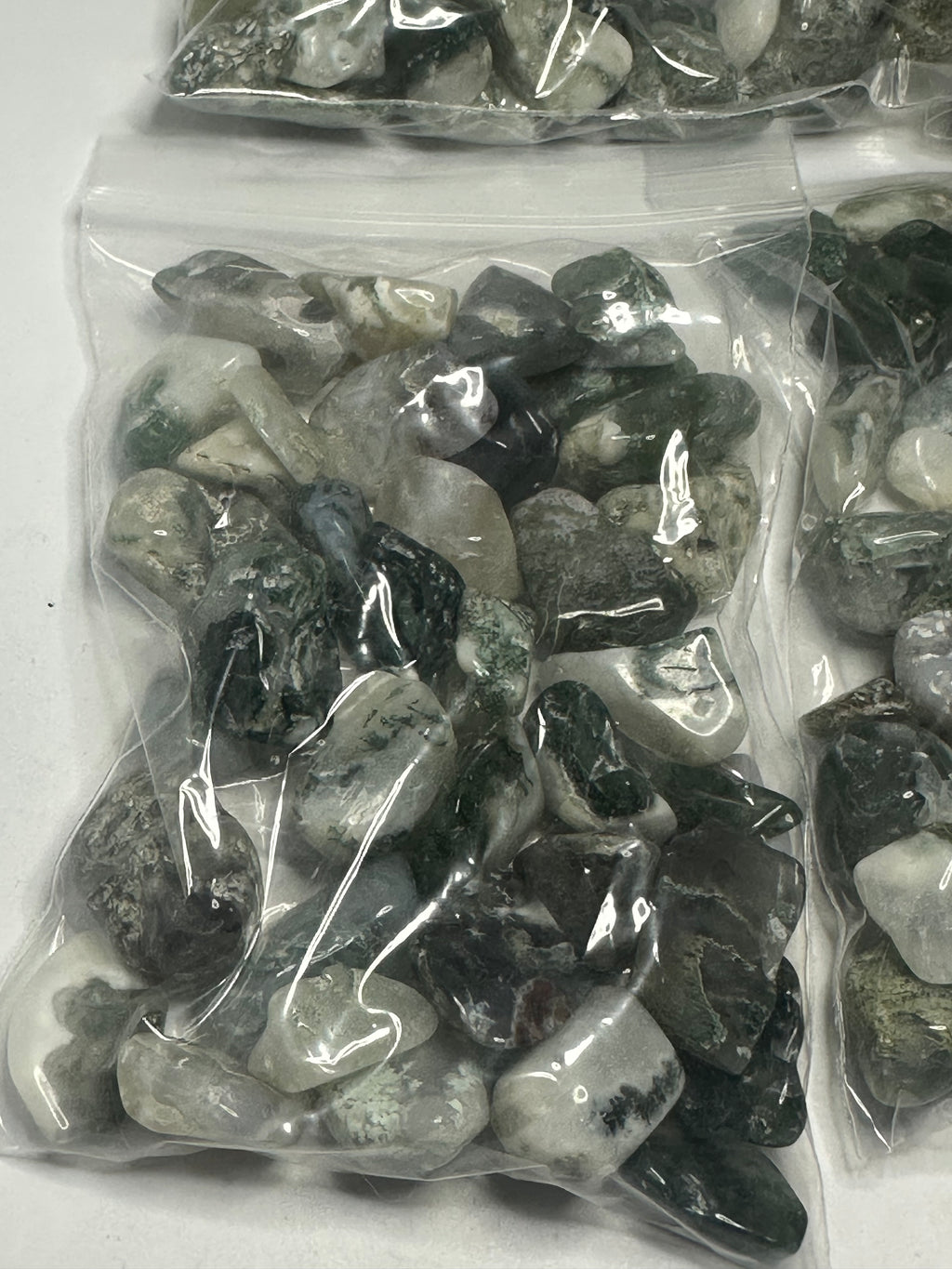 Moss Agate Crystal Chips – 100g