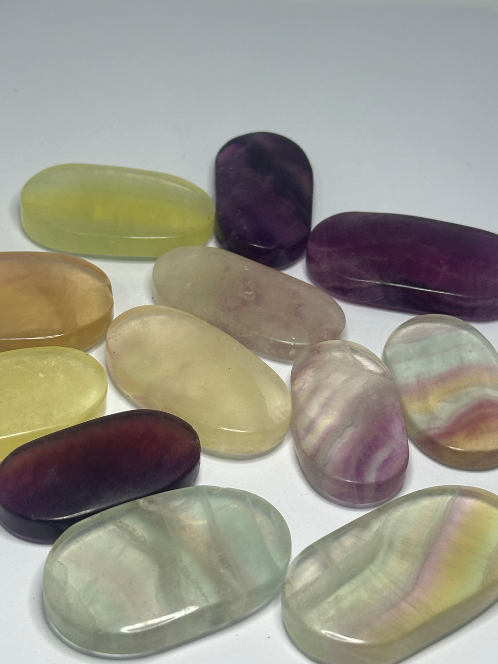 Candy Fluorite Palm Stone – 36g