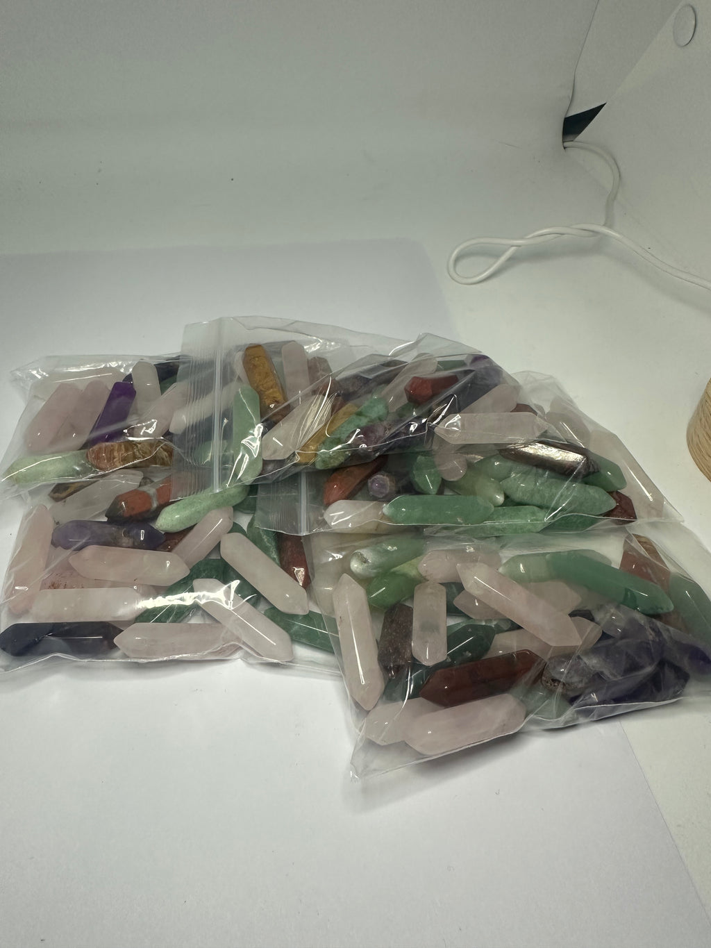 Mixed Material Double-Terminated Points – 100g Bag