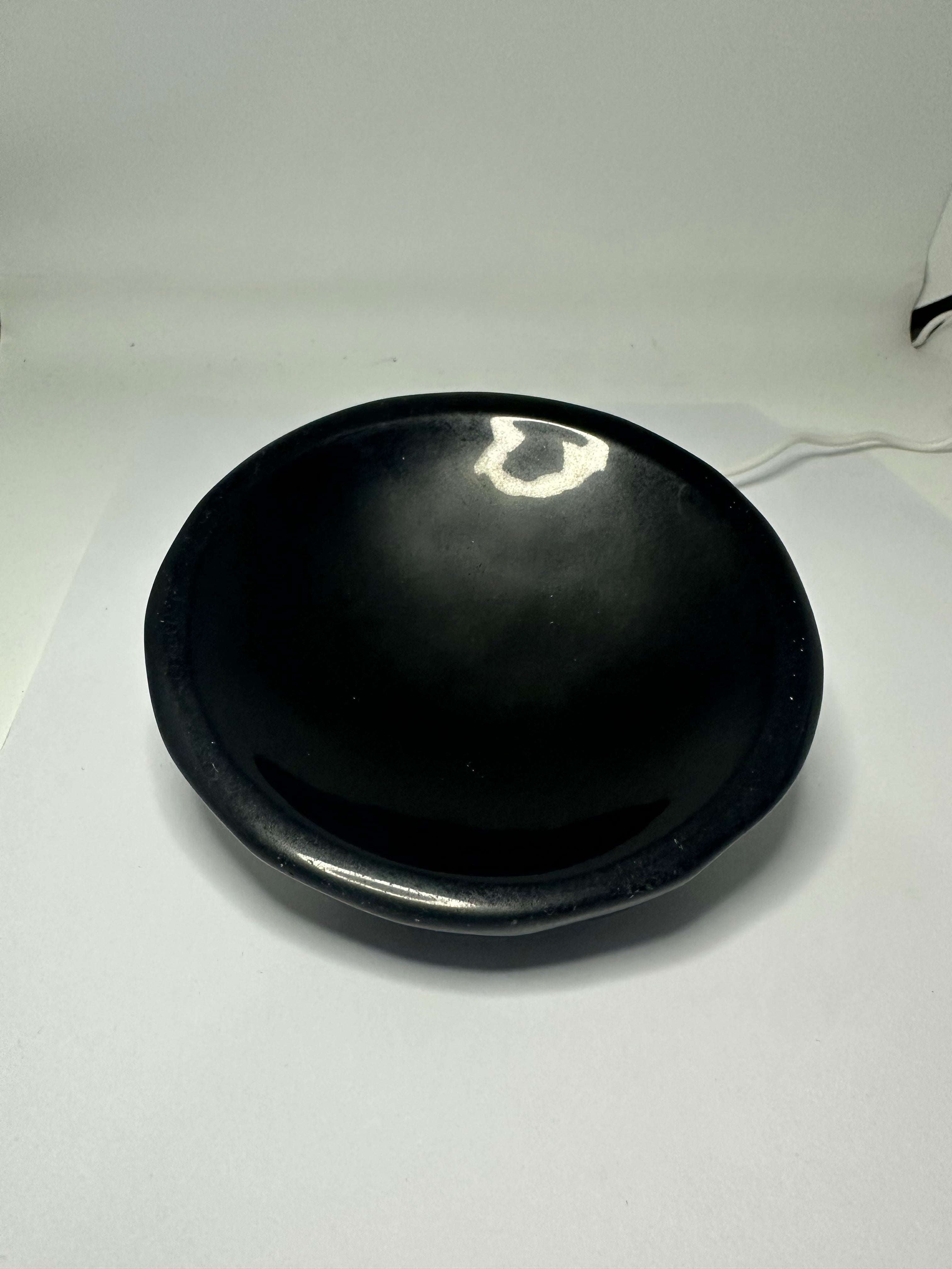 Black Obsidian Bowl – 232g