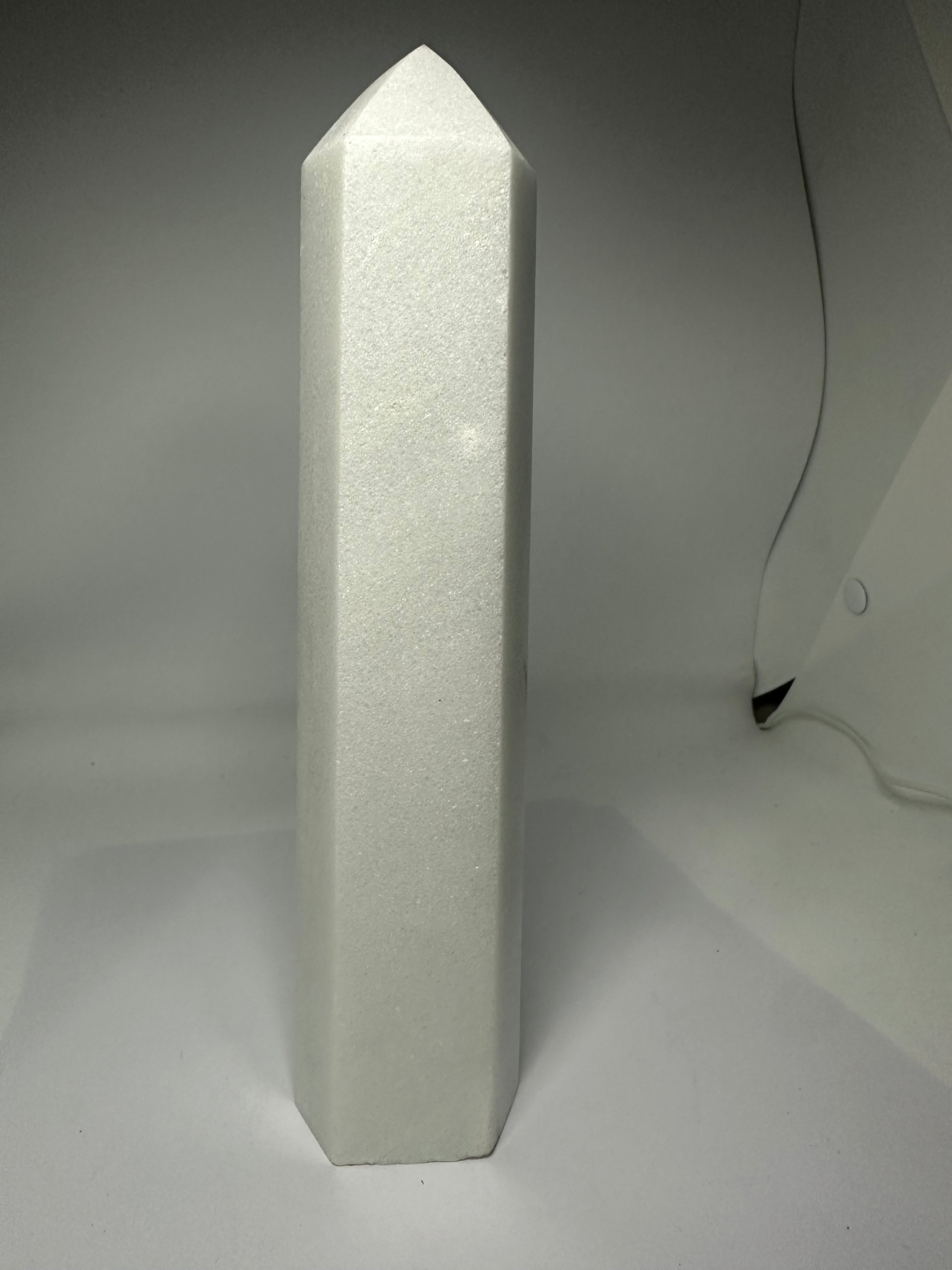 White Jade Tower – 970g