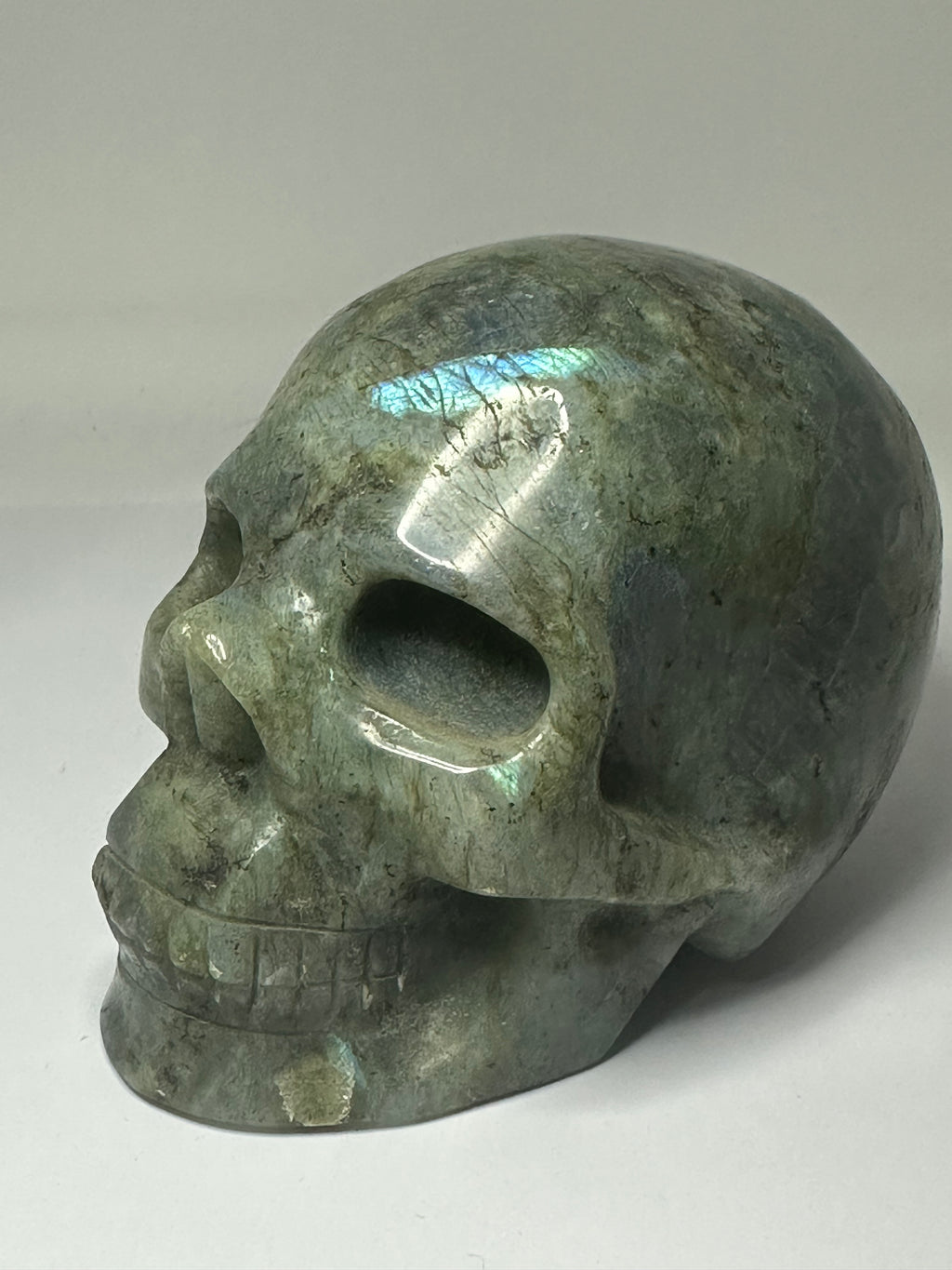 Labradorite Skull Carving with Flash – 1.21kg