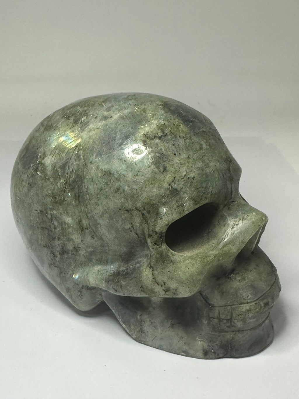 Labradorite Skull Carving with Flash – 1.21kg