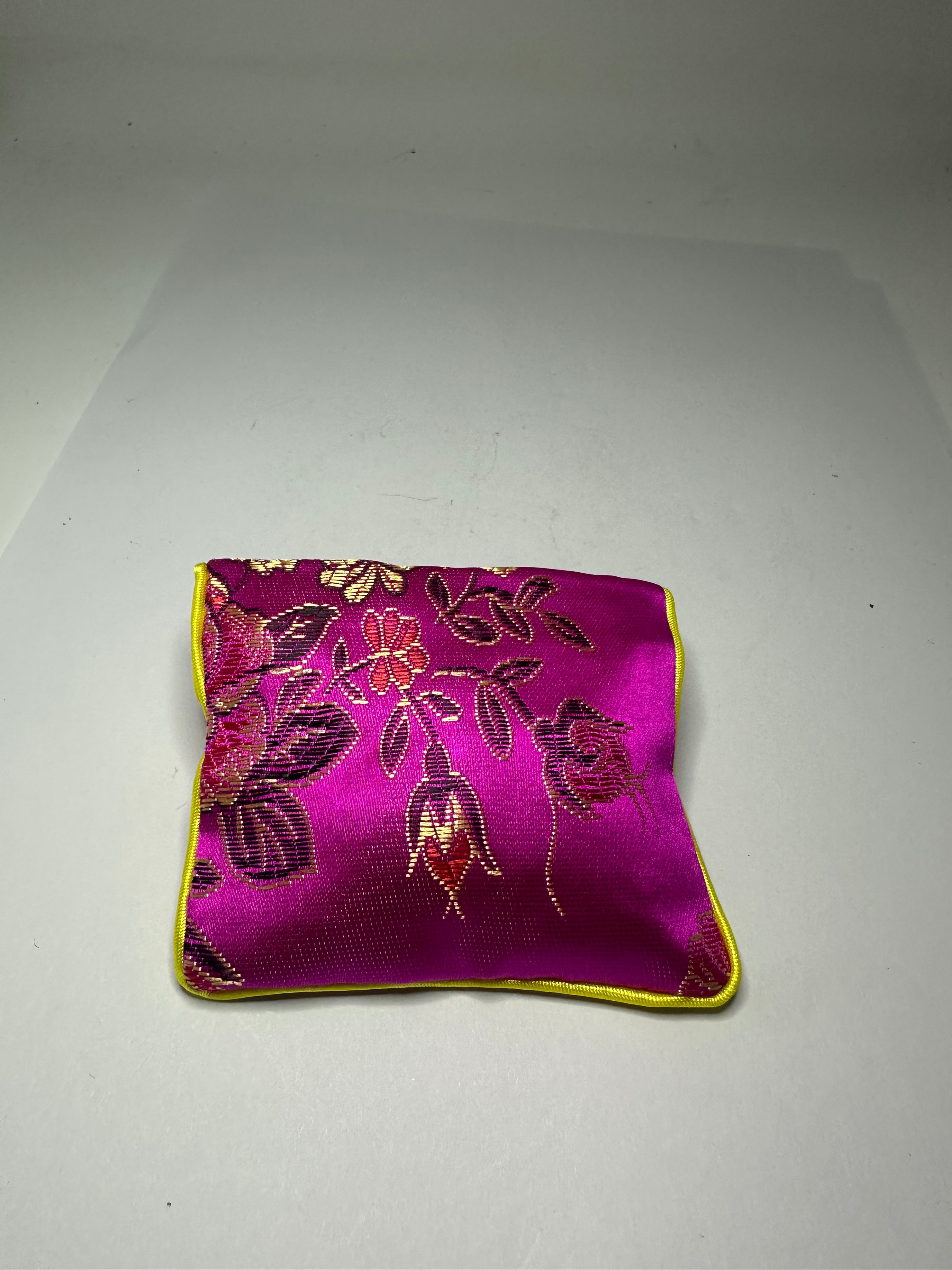 Pink Lined Tumble Pouch with Zip – 10g