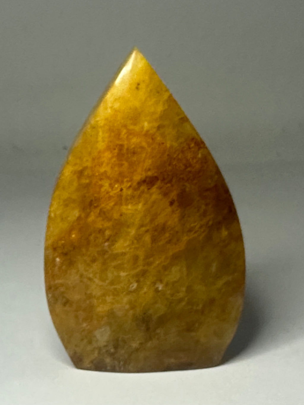 Golden Healer Teardrop Carving – 88g