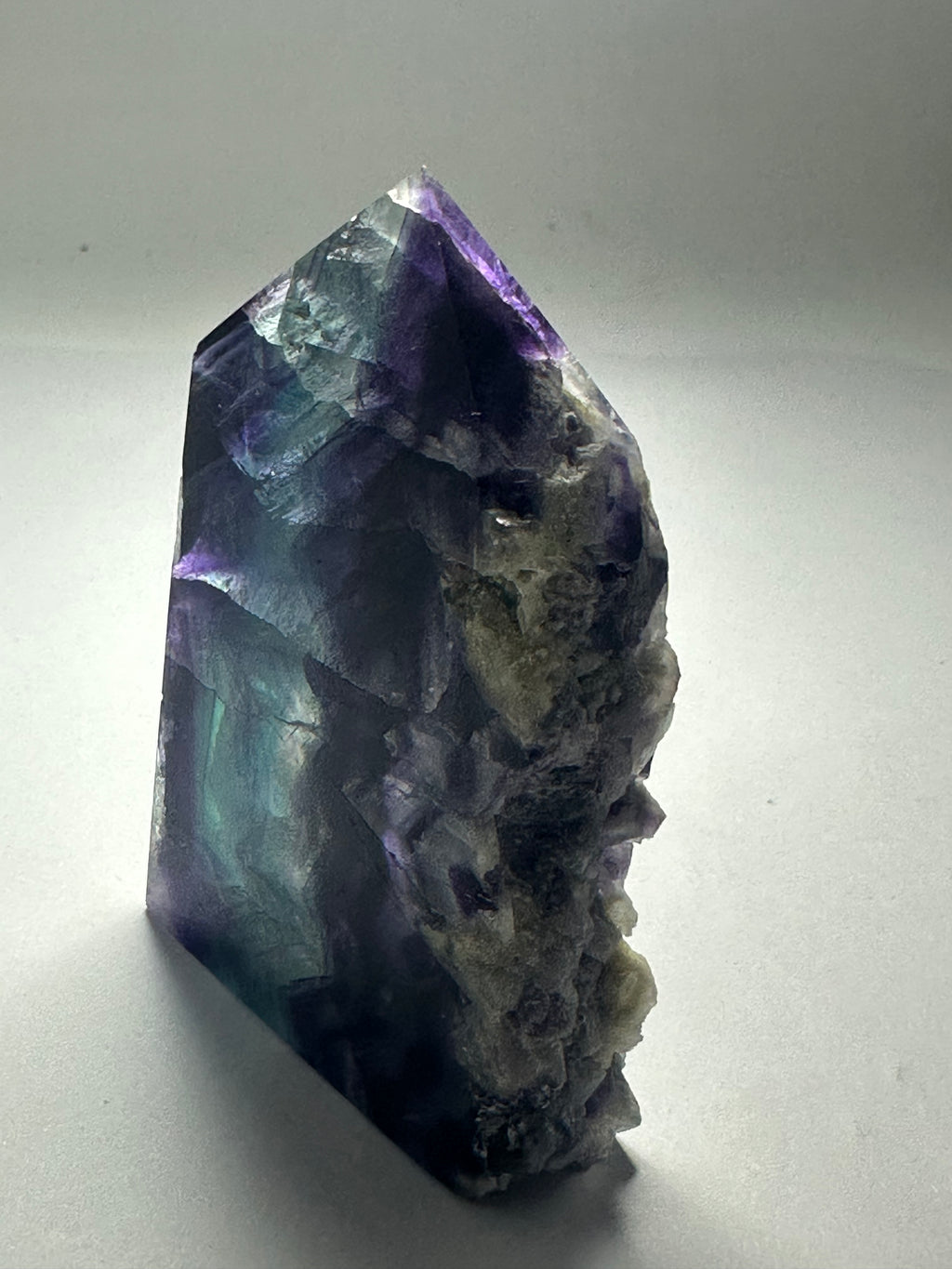Transparent Fluorite Tower with Raw Edge – 140g