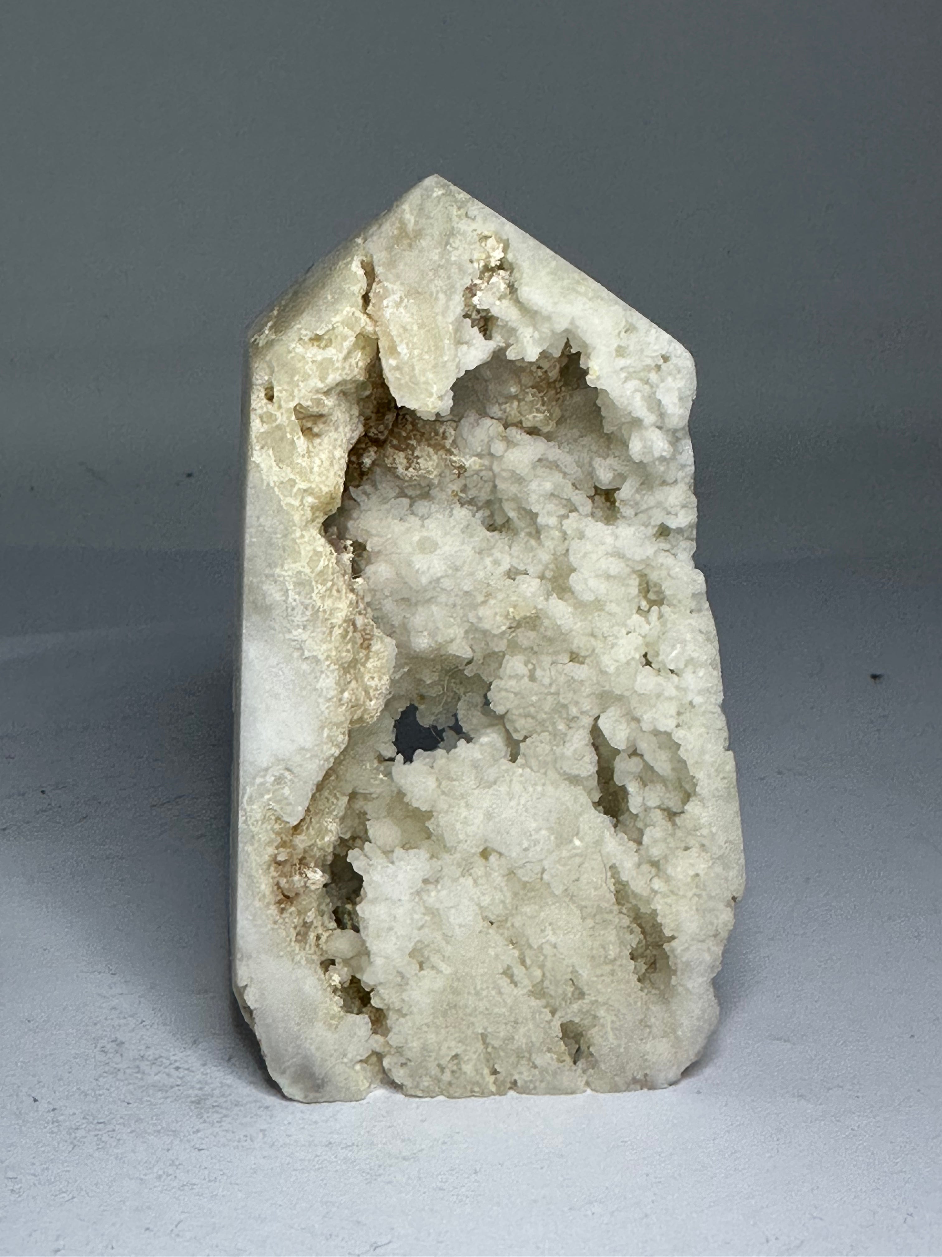 Raw quartz druzy tower - 155g