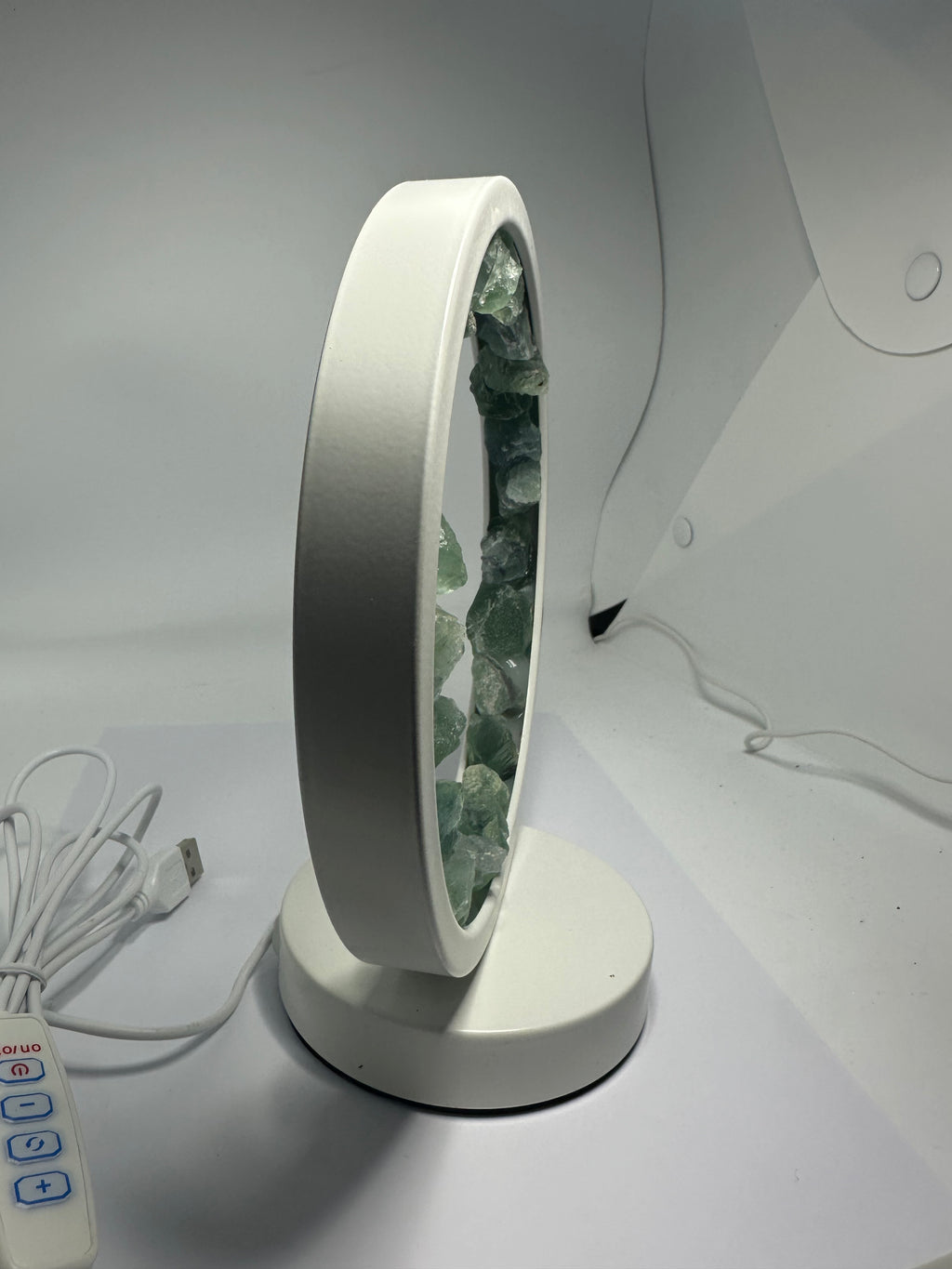 Fluorite Colour-Changing USB Light – 200mm
