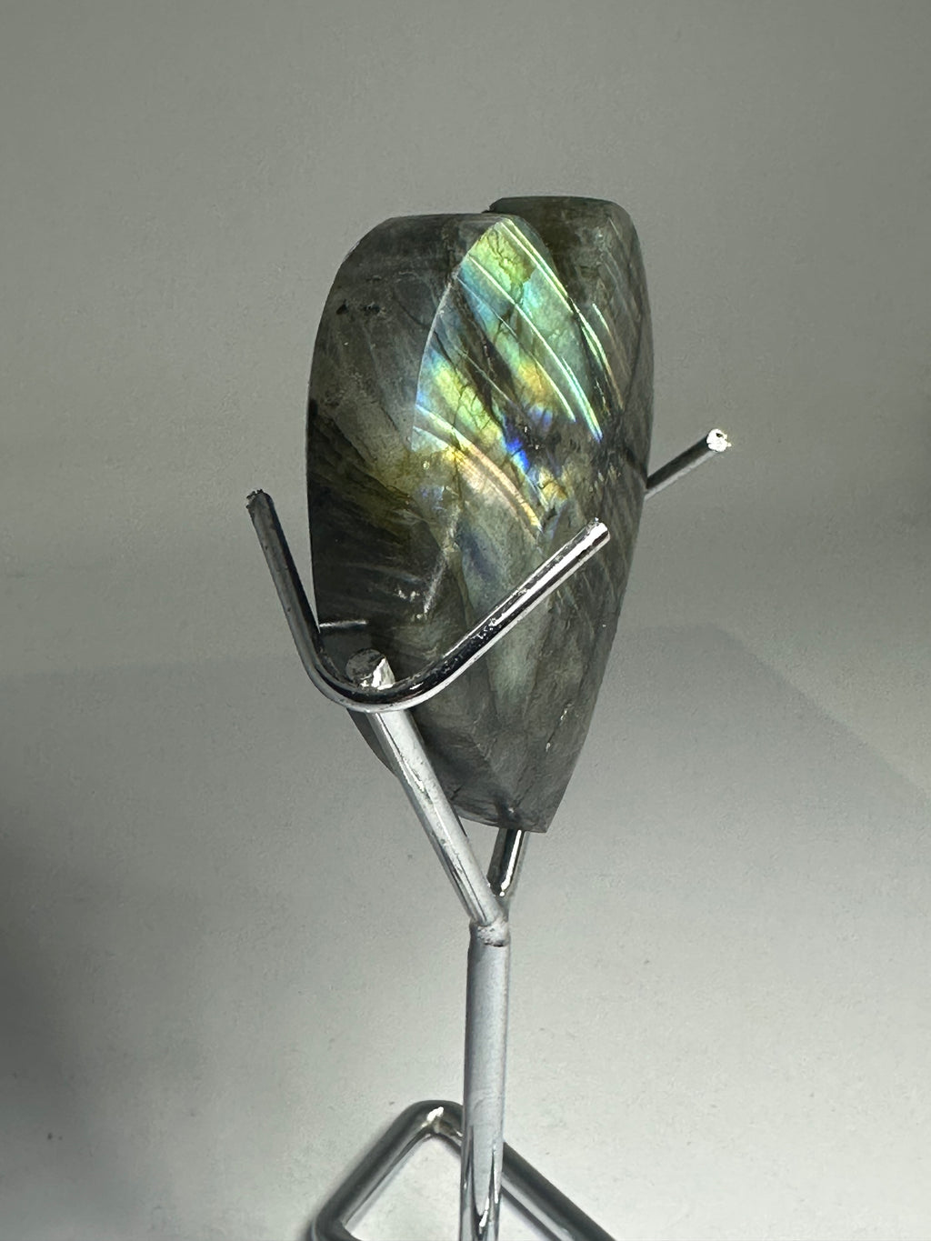 Labradorite Heart – 91g