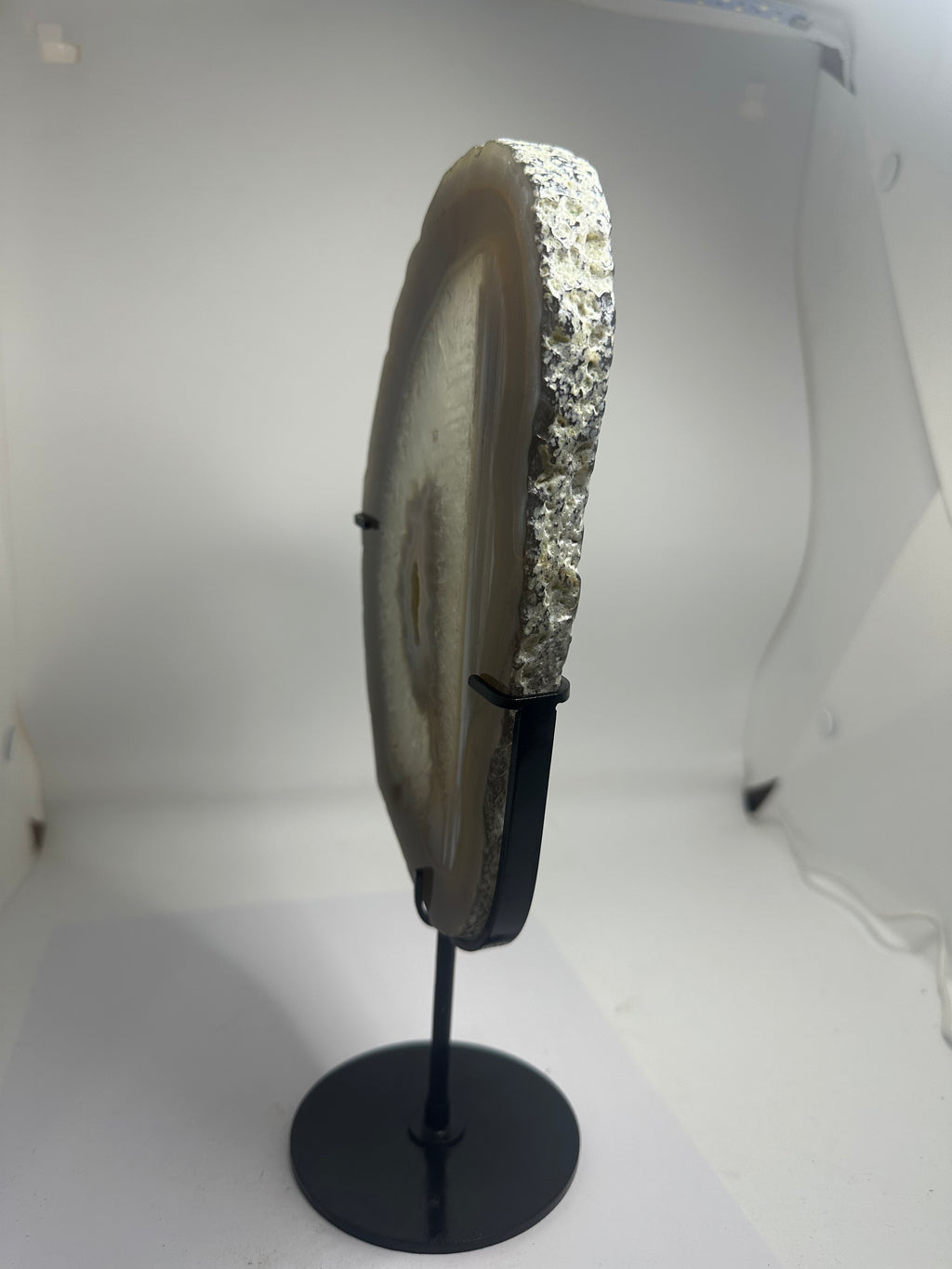 Agate Slice with Custom Stand – 1.08kg