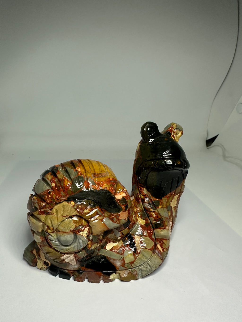 Longken Jade Snail & Skull Carving – 586g
