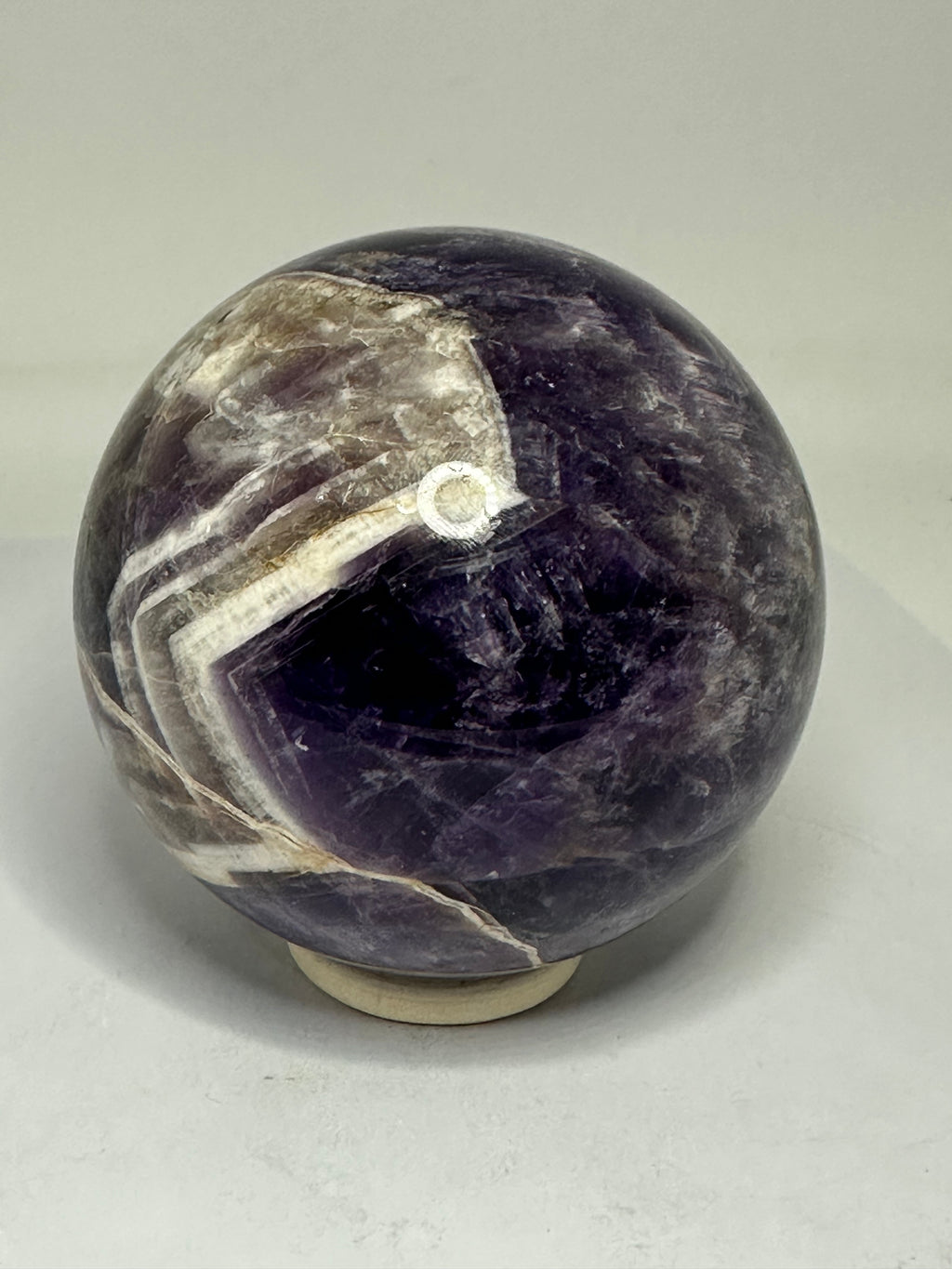 Dream Amethyst Sphere – 1.07kg