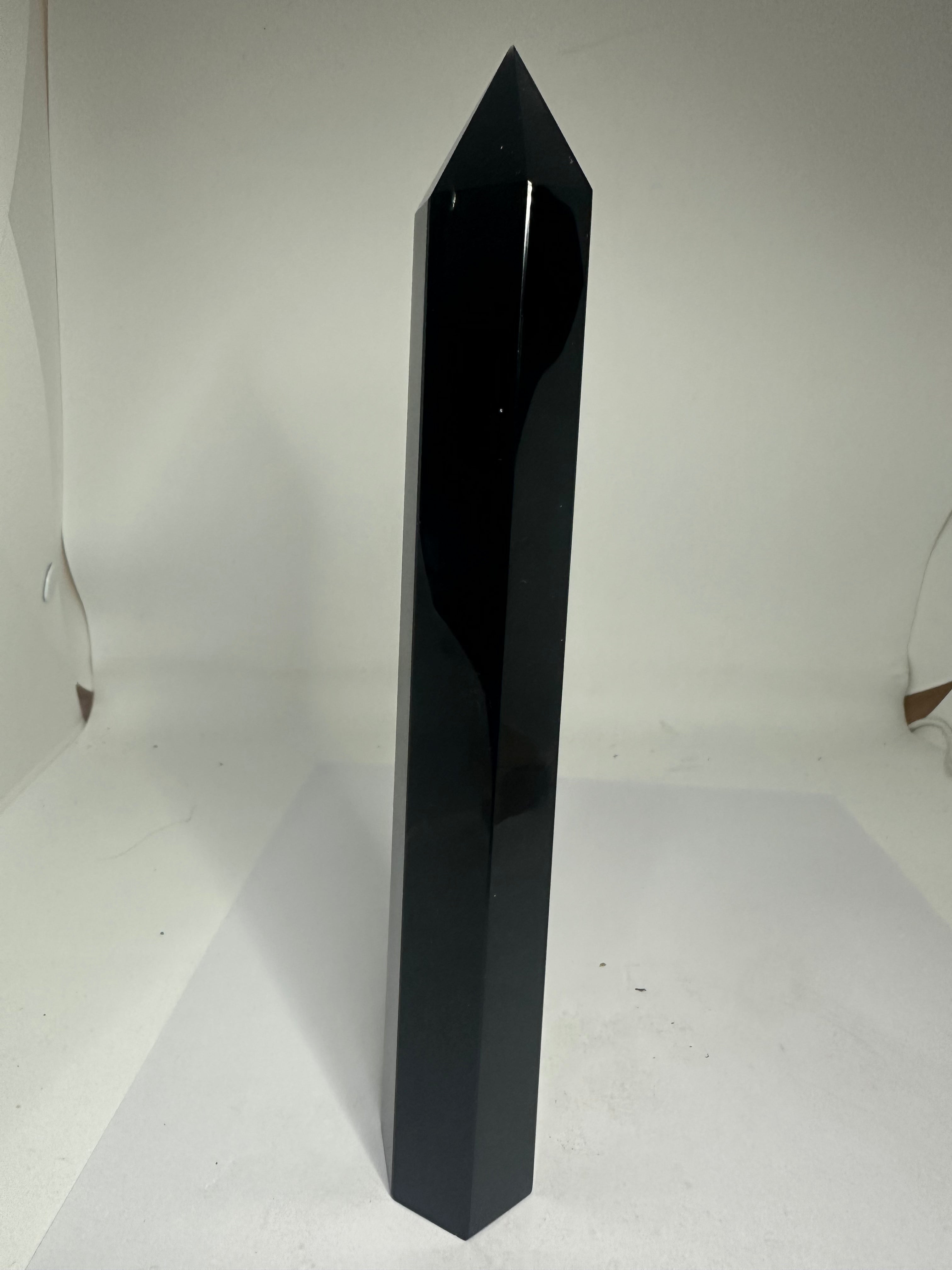 Black Obsidian Tower – 320g