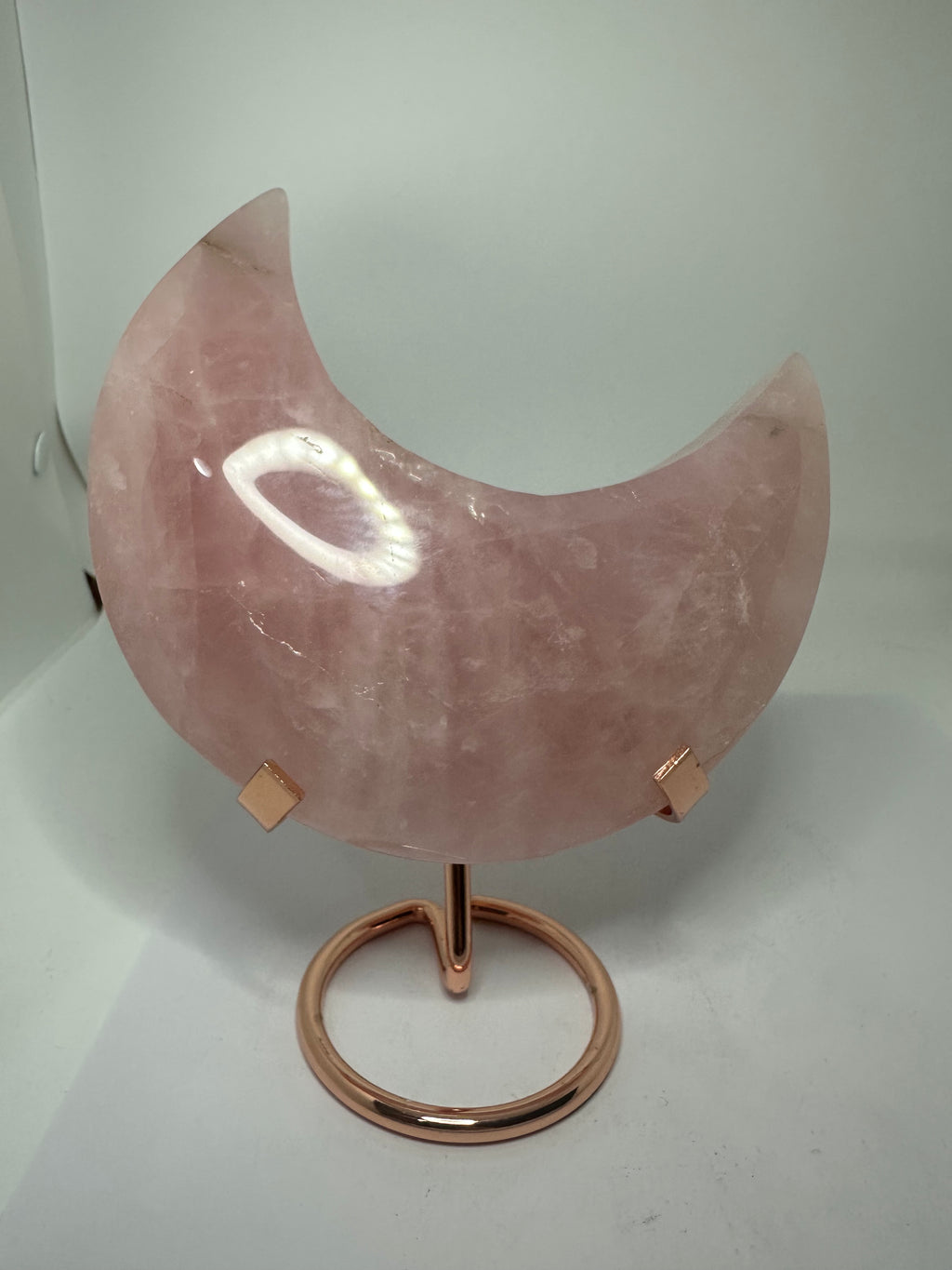 Rose Quartz Moon Carving – 499g